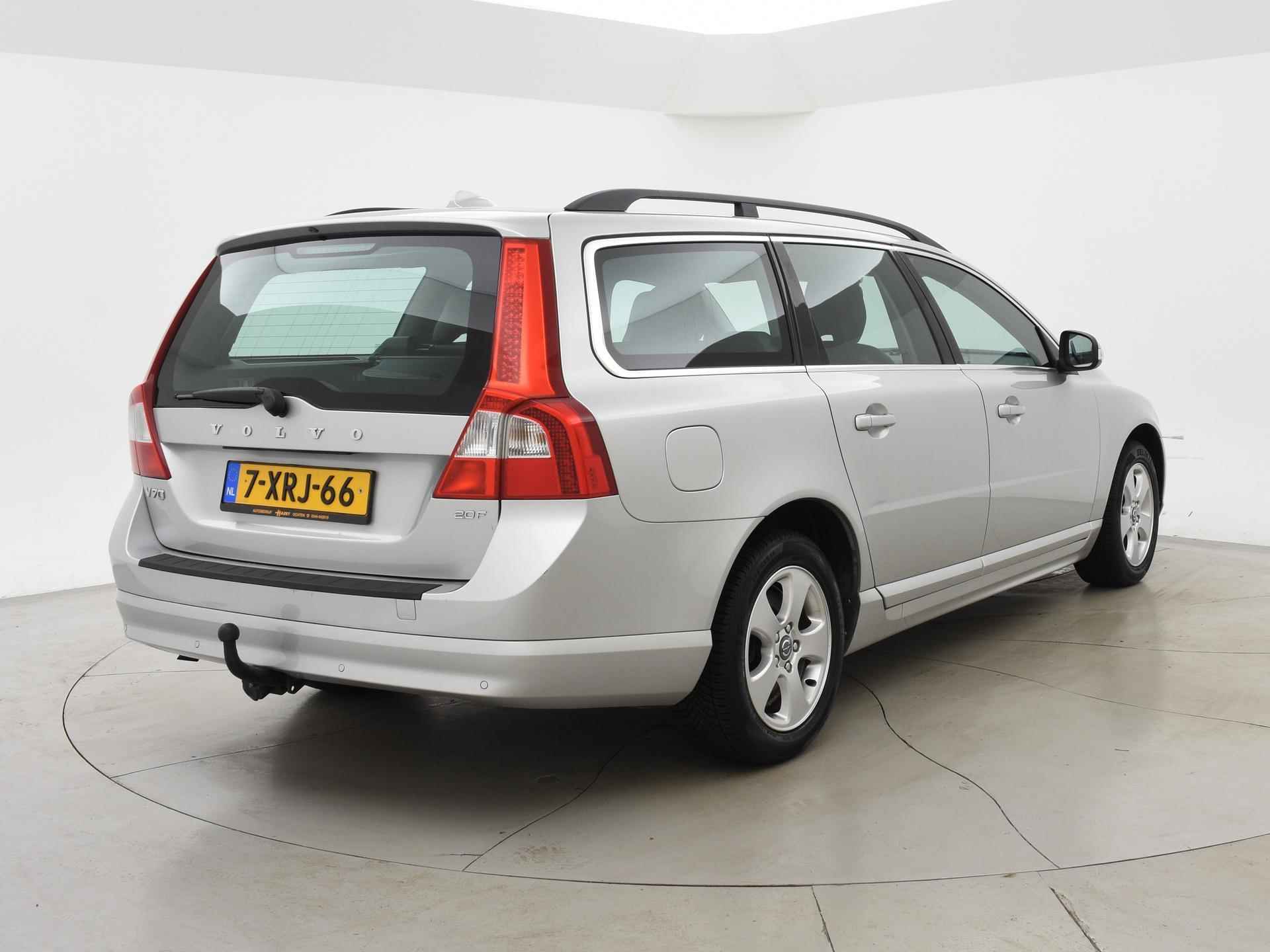 Volvo V70 2.0I 146 PK AUTOMAAT + TREKHAAK | STOELVERWARMING VOOR + ACHTER - 3/29