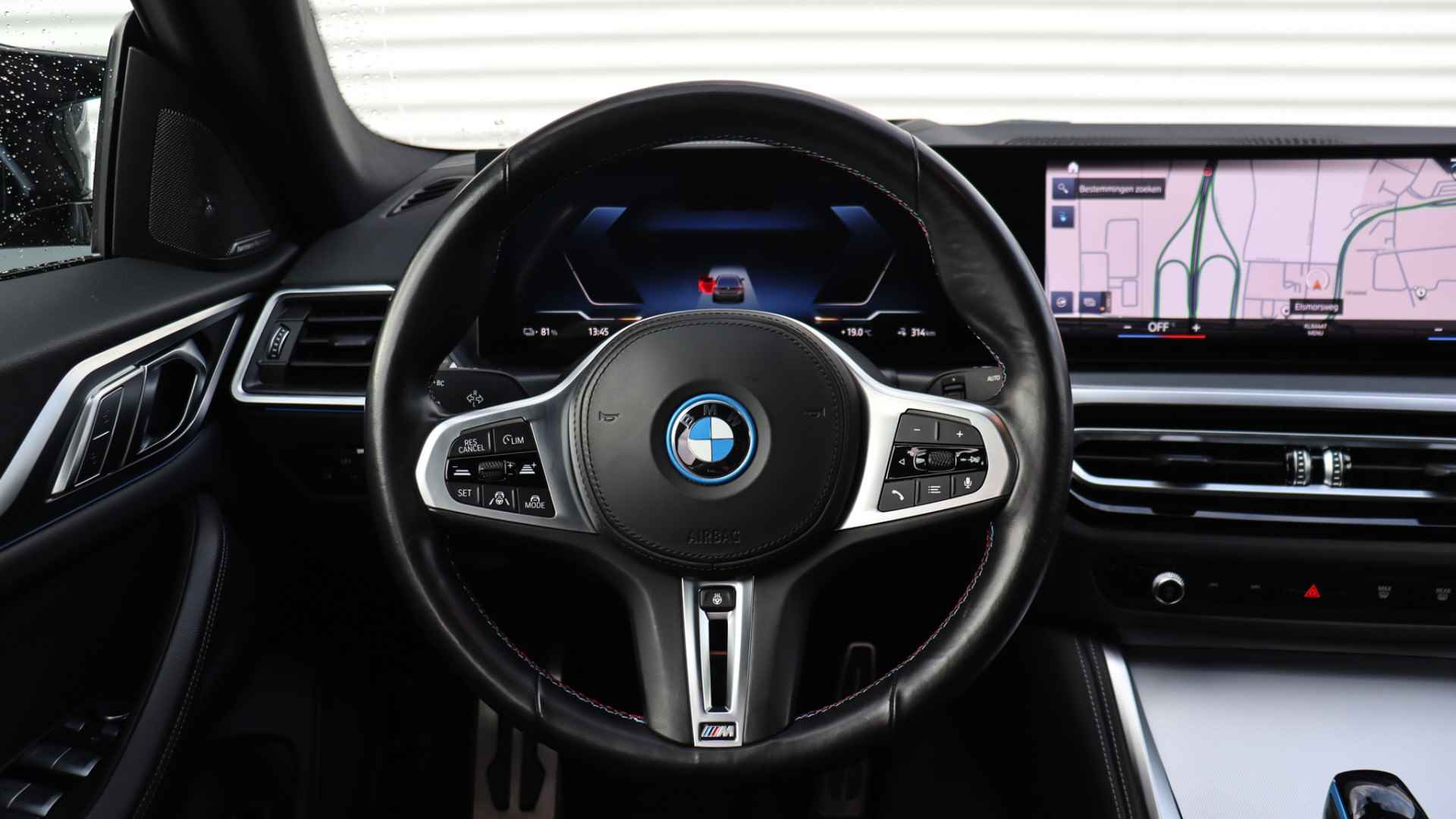 BMW i4 M50 High Executive M-Sport | Stoelventilatie | Harman/Kardon | Schuifdak | Head-up | Laserlight | Trekhaak | - 6/37