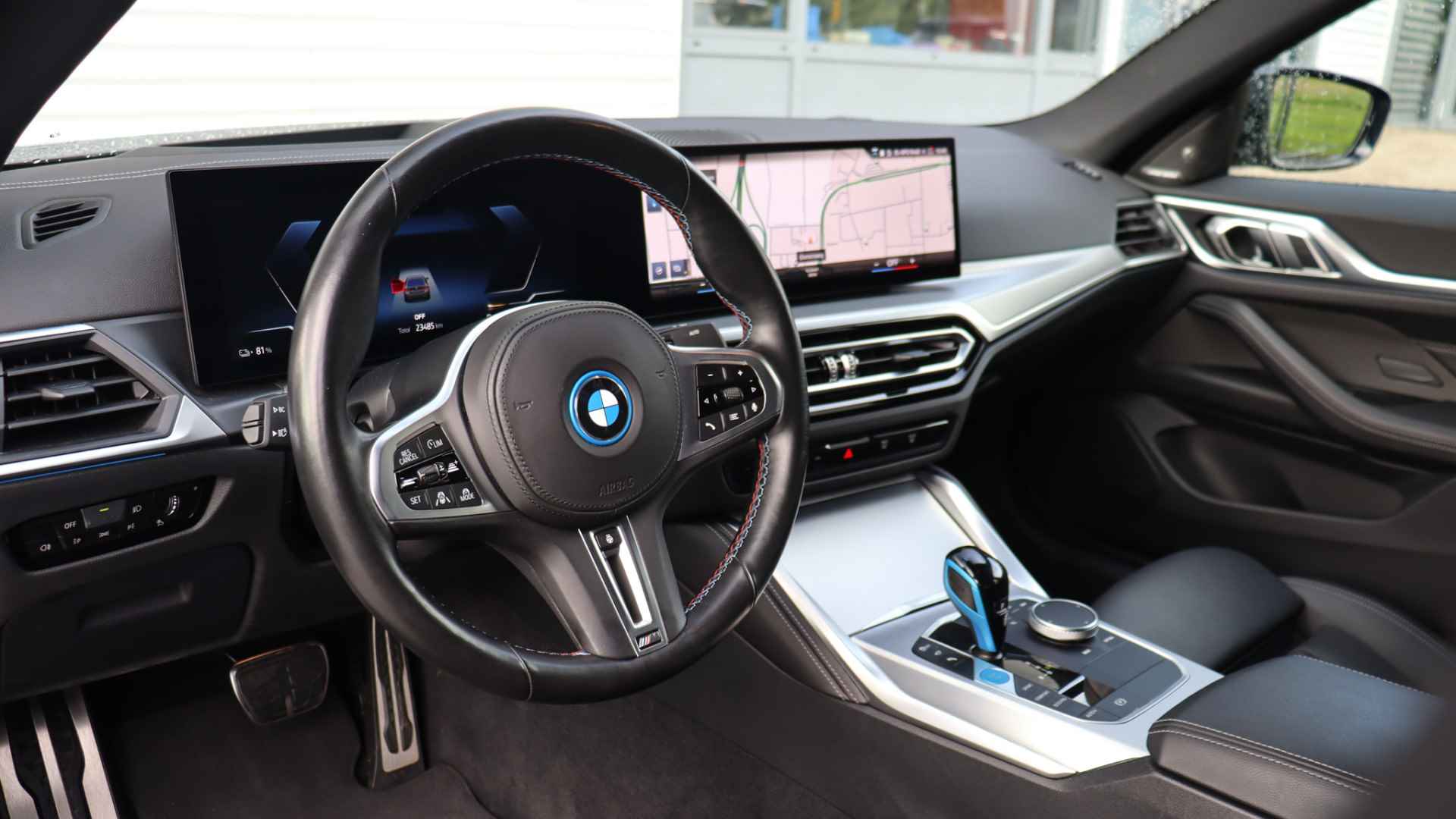 BMW i4 M50 High Executive M-Sport | Stoelventilatie | Harman/Kardon | Schuifdak | Head-up | Laserlight | Trekhaak | - 7/37