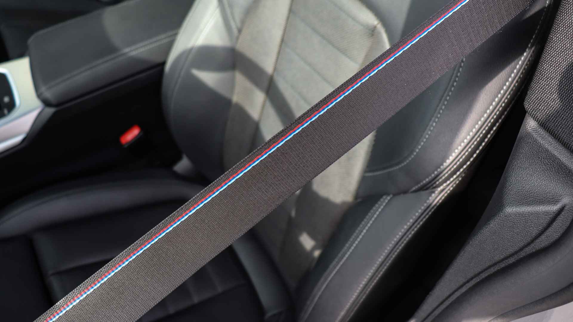 BMW i4 M50 High Executive M-Sport | Stoelventilatie | Harman/Kardon | Schuifdak | Head-up | Laserlight | Trekhaak | - 12/37