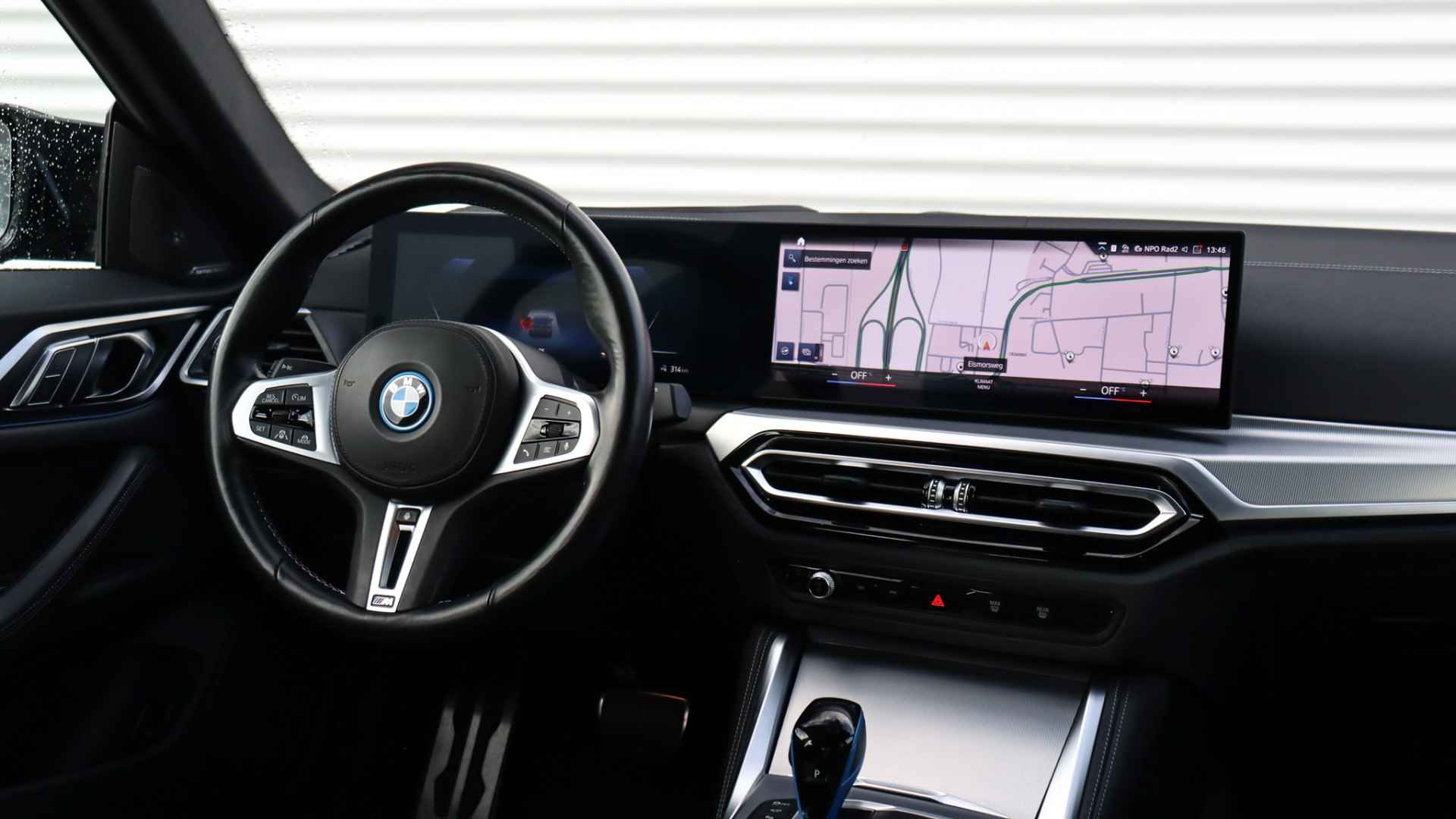 BMW i4 M50 High Executive M-Sport | Stoelventilatie | Harman/Kardon | Schuifdak | Head-up | Laserlight | Trekhaak | - 13/37