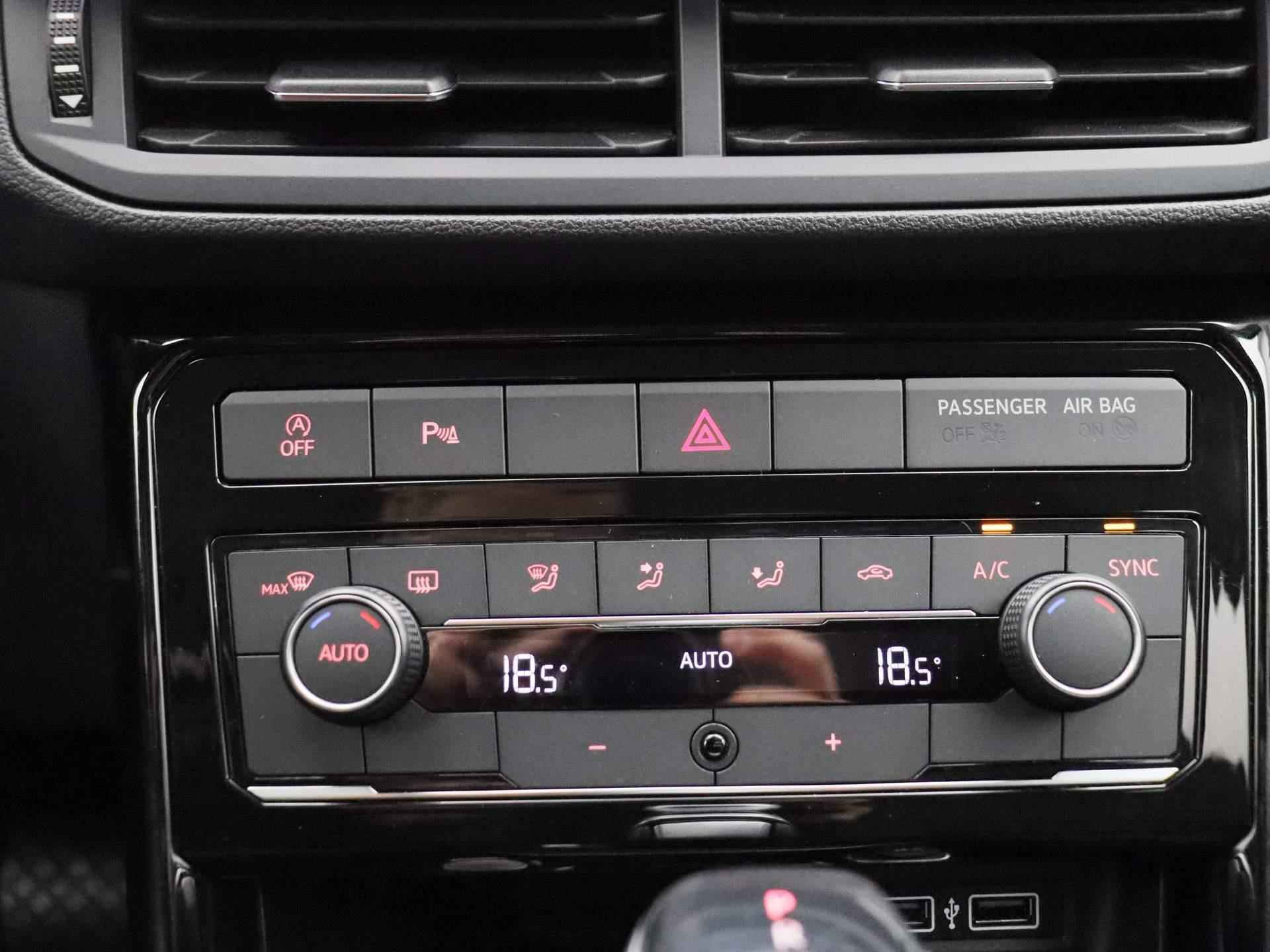 Volkswagen T-Cross 1.0 TSI Style 115PK automaat | Navigatie | Digitale cockpit | Led verlichting | 18 inch velgen | Parkeersensoren | Climate Control | App Connect | Elektrisch inklapbare spiegels | Draadloos opladen telefoon - 18/36