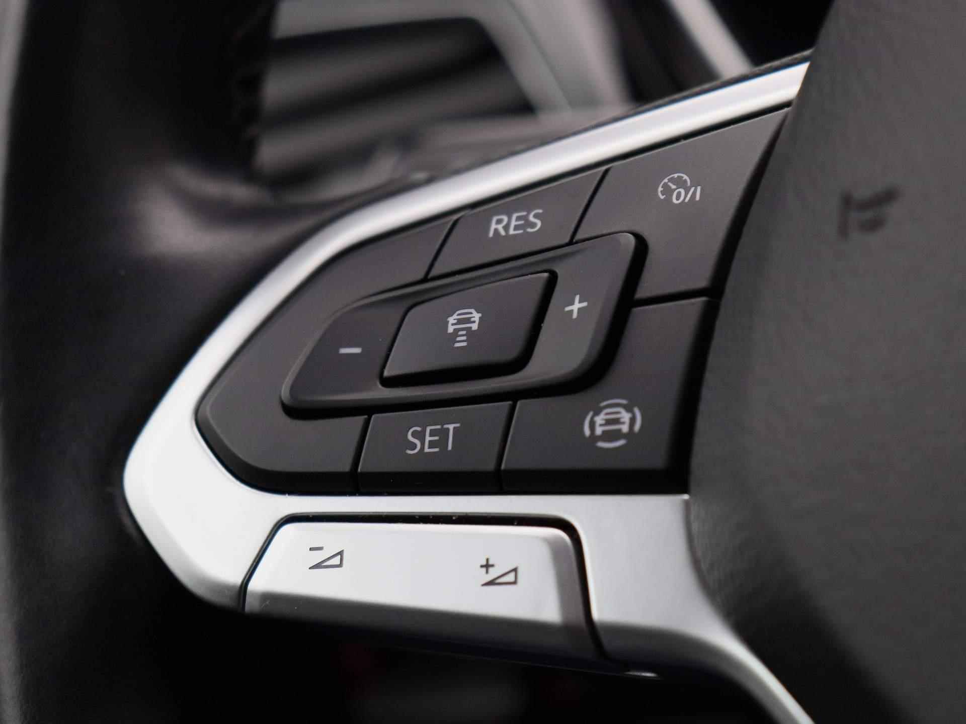 Volkswagen T-Cross 1.0 TSI Style 115PK automaat | Navigatie | Digitale cockpit | Led verlichting | 18 inch velgen | Parkeersensoren | Climate Control | App Connect | Elektrisch inklapbare spiegels | Draadloos opladen telefoon - 20/36