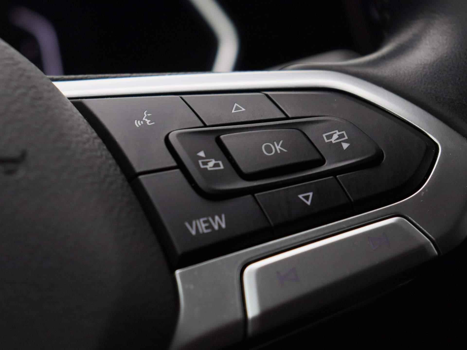 Volkswagen T-Cross 1.0 TSI Style 115PK automaat | Navigatie | Digitale cockpit | Led verlichting | 18 inch velgen | Parkeersensoren | Climate Control | App Connect | Elektrisch inklapbare spiegels | Draadloos opladen telefoon - 23/36