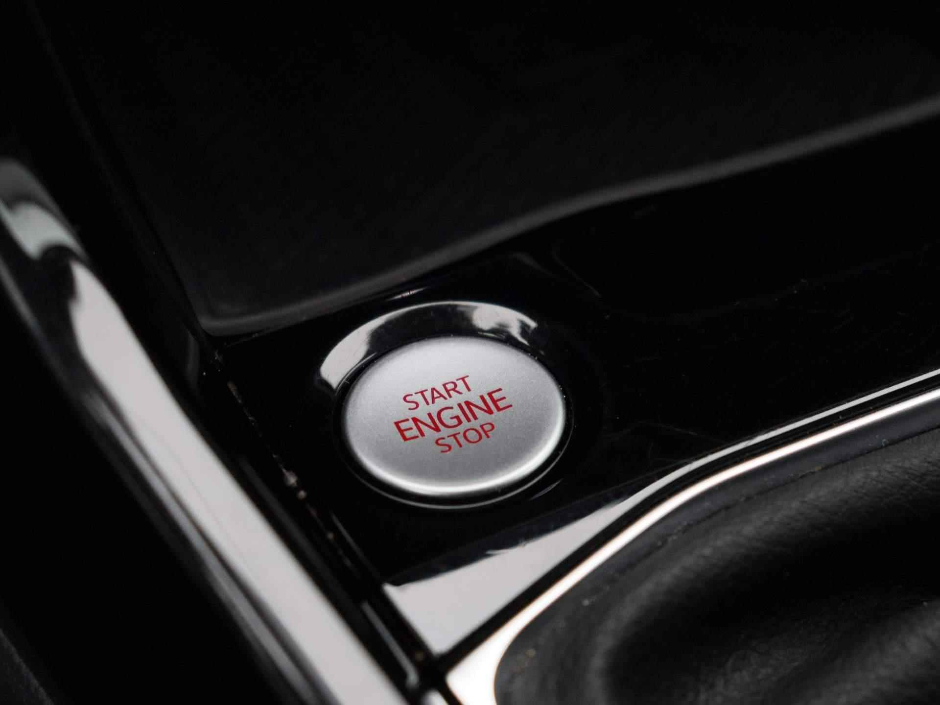 Volkswagen T-Cross 1.0 TSI Style 115PK automaat | Navigatie | Digitale cockpit | Led verlichting | 18 inch velgen | Parkeersensoren | Climate Control | App Connect | Elektrisch inklapbare spiegels | Draadloos opladen telefoon - 24/36