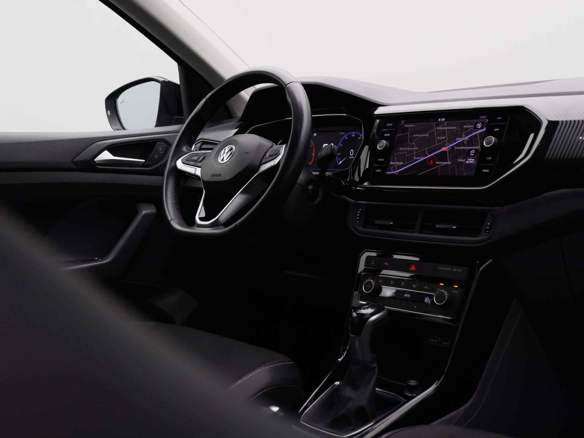 Volkswagen T-Cross 1.0 TSI Style 115PK automaat | Navigatie | Digitale cockpit | Led verlichting | 18 inch velgen | Parkeersensoren | Climate Control | App Connect | Elektrisch inklapbare spiegels | Draadloos opladen telefoon - 30/36