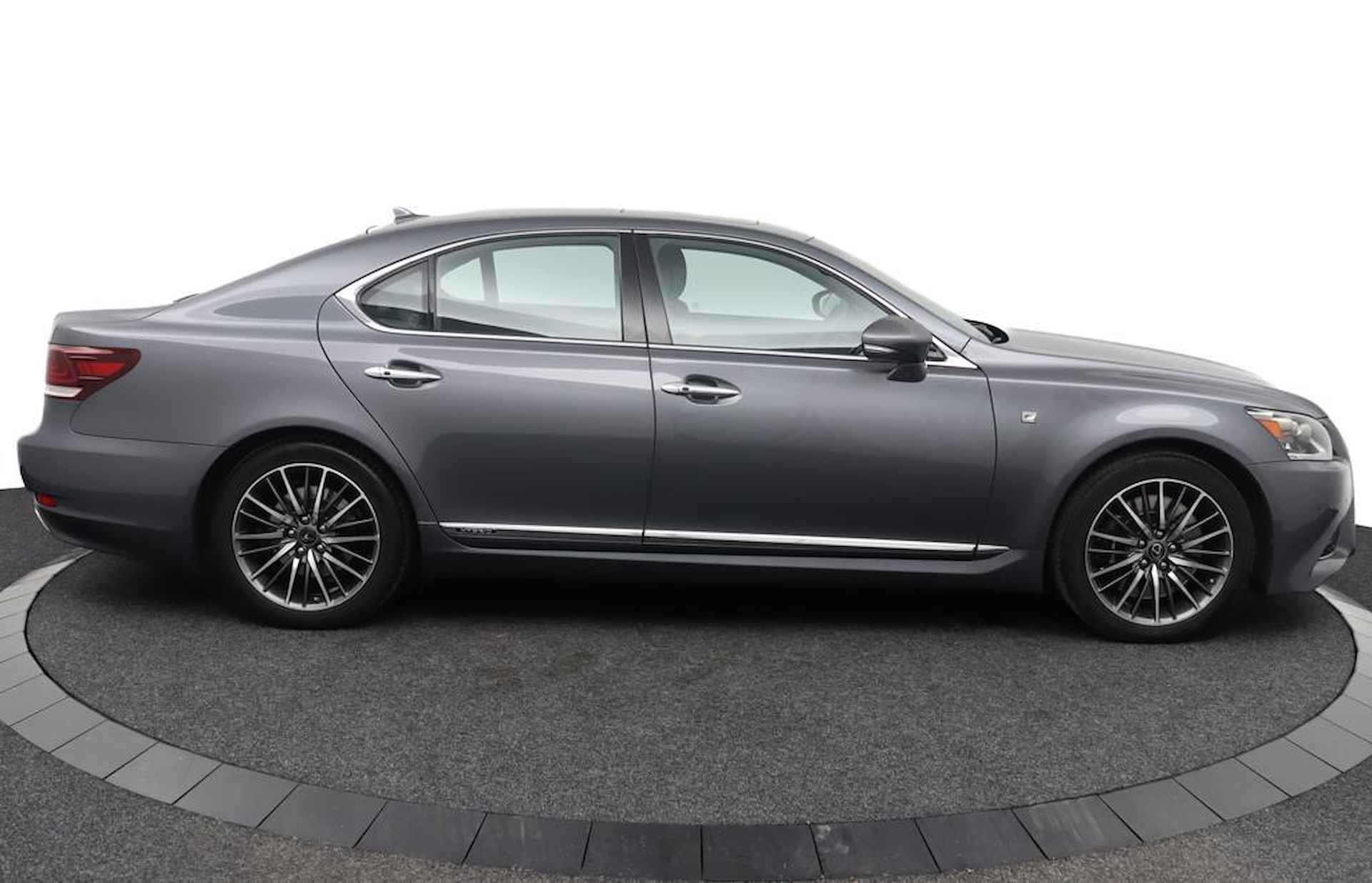 Lexus LS 600h F Sport Line | Uniek! | Schuif-/kanteldak | Adaptive Cruise Control | Blind Spot Monitor | - 38/58