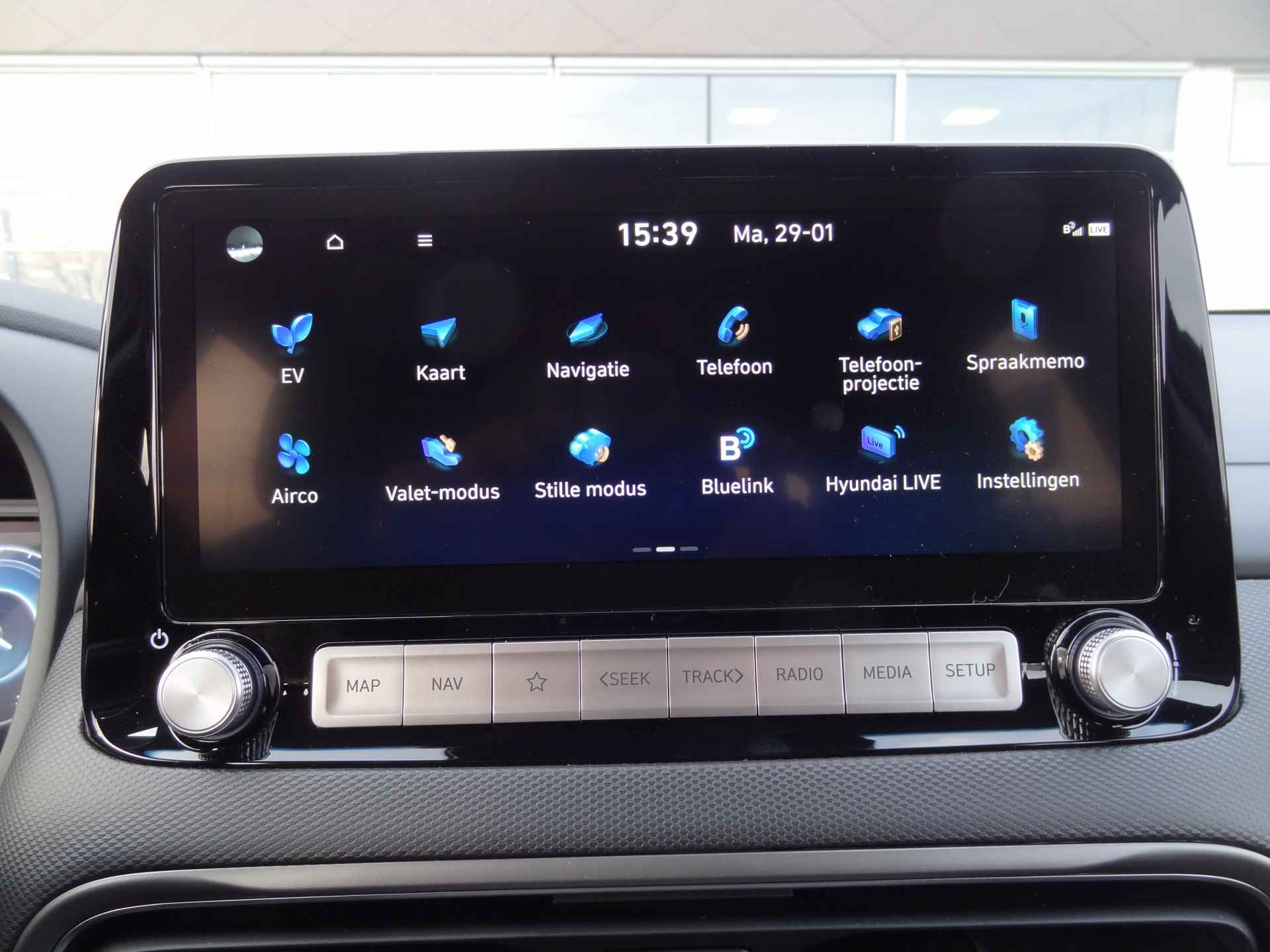Hyundai Kona EV Comfort 39 kWh | €34.700,- RIJKLAAR! | - 23/29