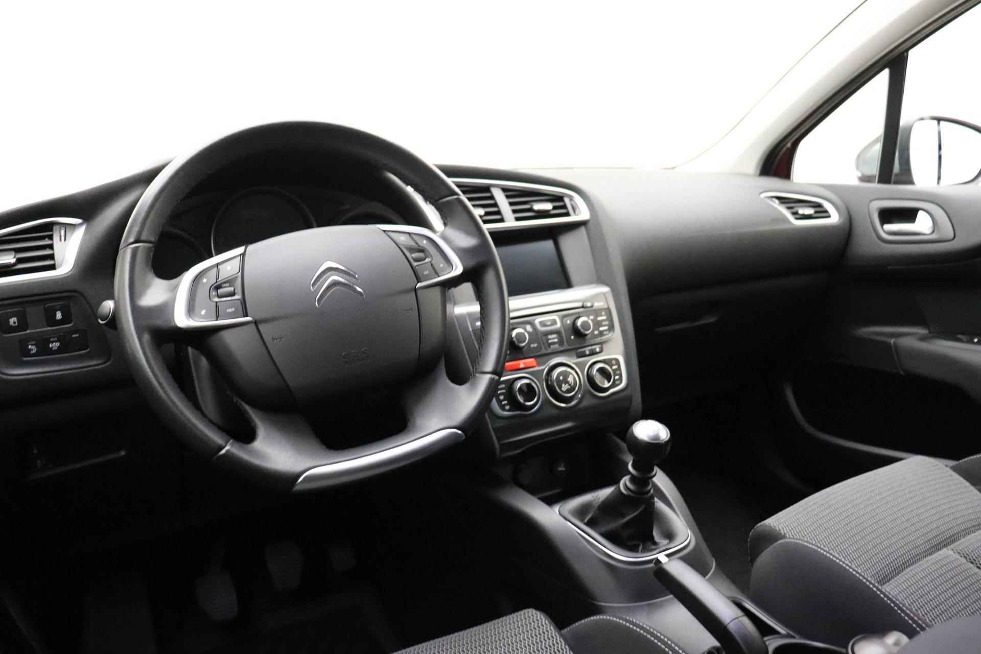 Citroen C4 1.2 PureTech Collection | Navigatie | Climate Control | LM-velgen | Cruise Control | Trekhaak - 17/32