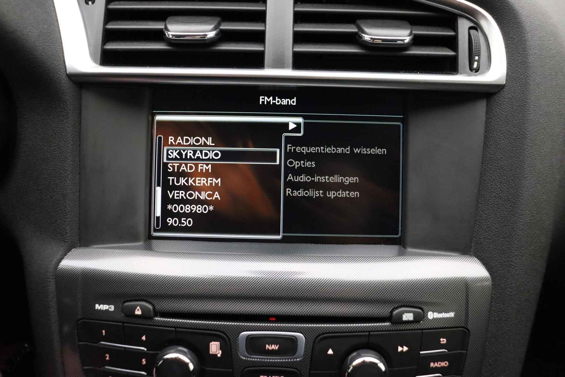 Citroen C4 1.2 PureTech Collection | Navigatie | Climate Control | LM-velgen | Cruise Control | Trekhaak - 25/32