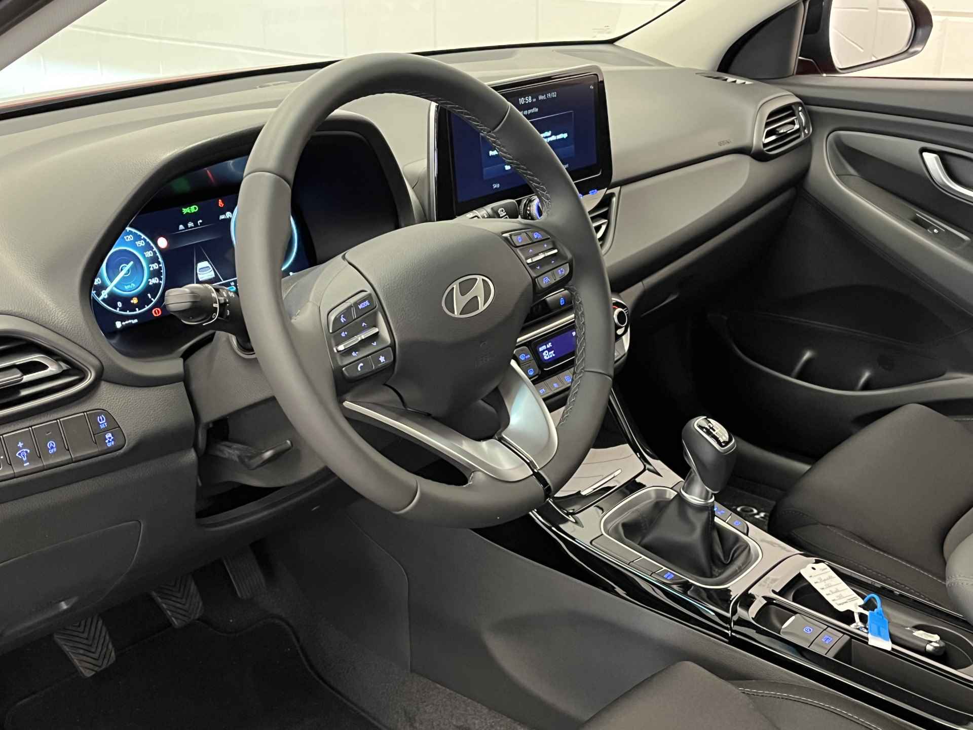 Hyundai i30 Wagon 1.0 T-GDi MHEV Comfort FULL LED | KEYLESS | NAVIGATIE | DEMO BESCHIKBAAR VANAF 31-04-2025 - 15/44