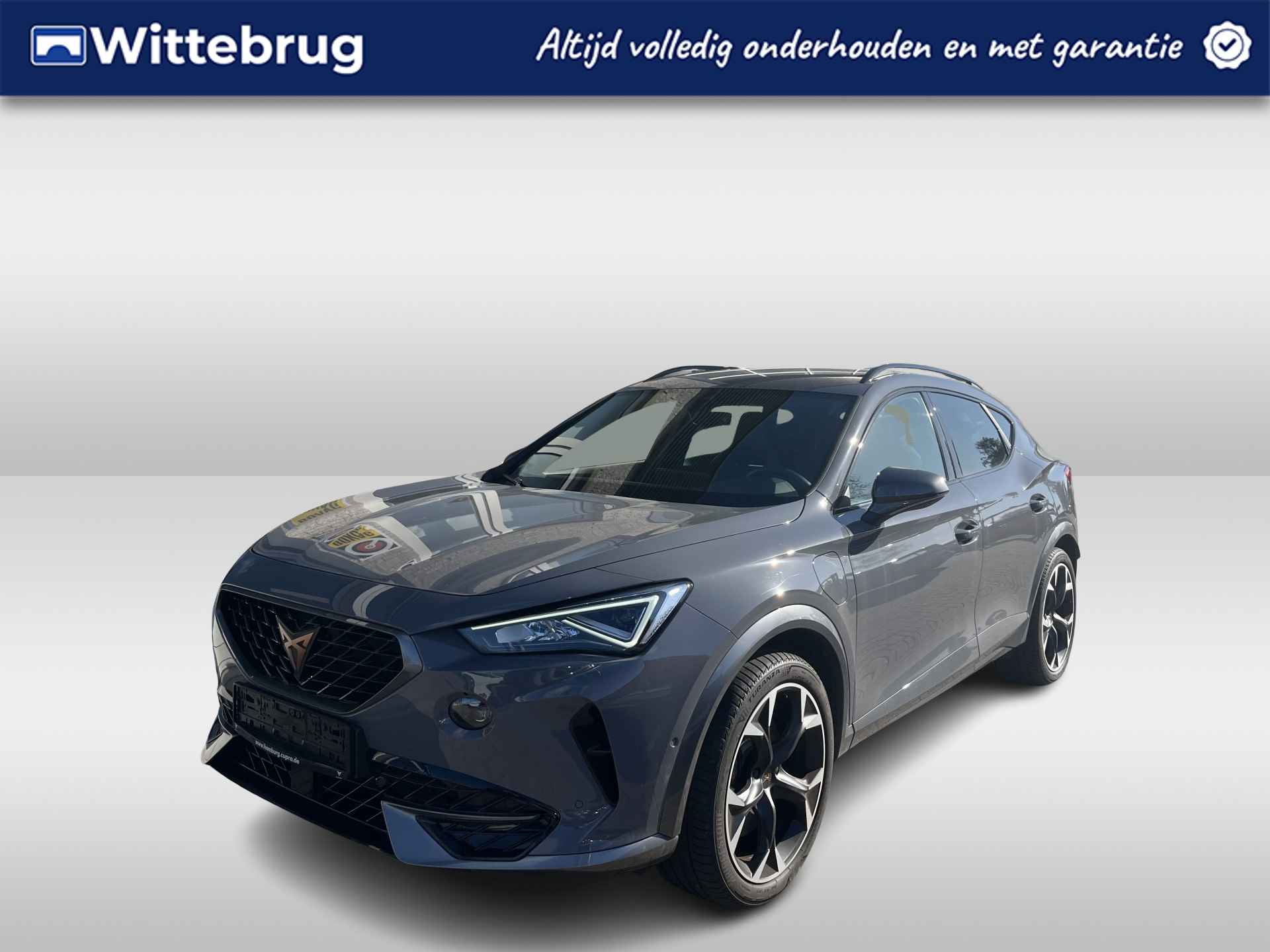 CUPRA Formentor 1.4 e-Hybrid VZ Performance / AUTOMAAT/ 245 PK/ CAMERA/ PARK. SENSOREN/ DCC/ MEMORY SEATS/ DODE HOEK/ KEYLESS/ STOEL-STUURVERWARM./ MATRIX/ ADAPT. CRUISE/ BLUETOOTH/ NAVI/ CLIMA/ 19" LMV