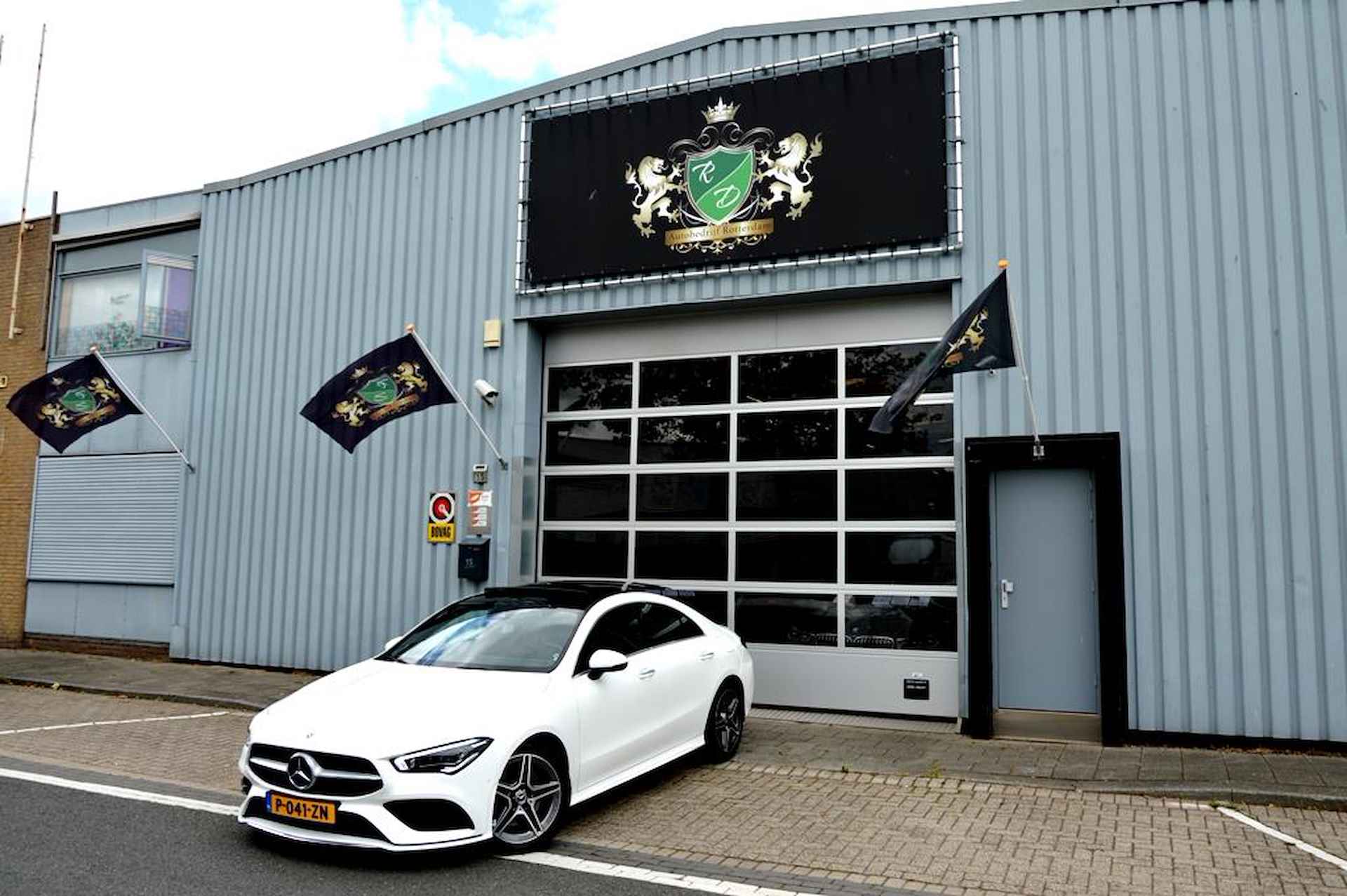 Mercedes-Benz CLA-klasse 200 AMG LEER/NAV/PANO/&-Night SFEER - 11/48