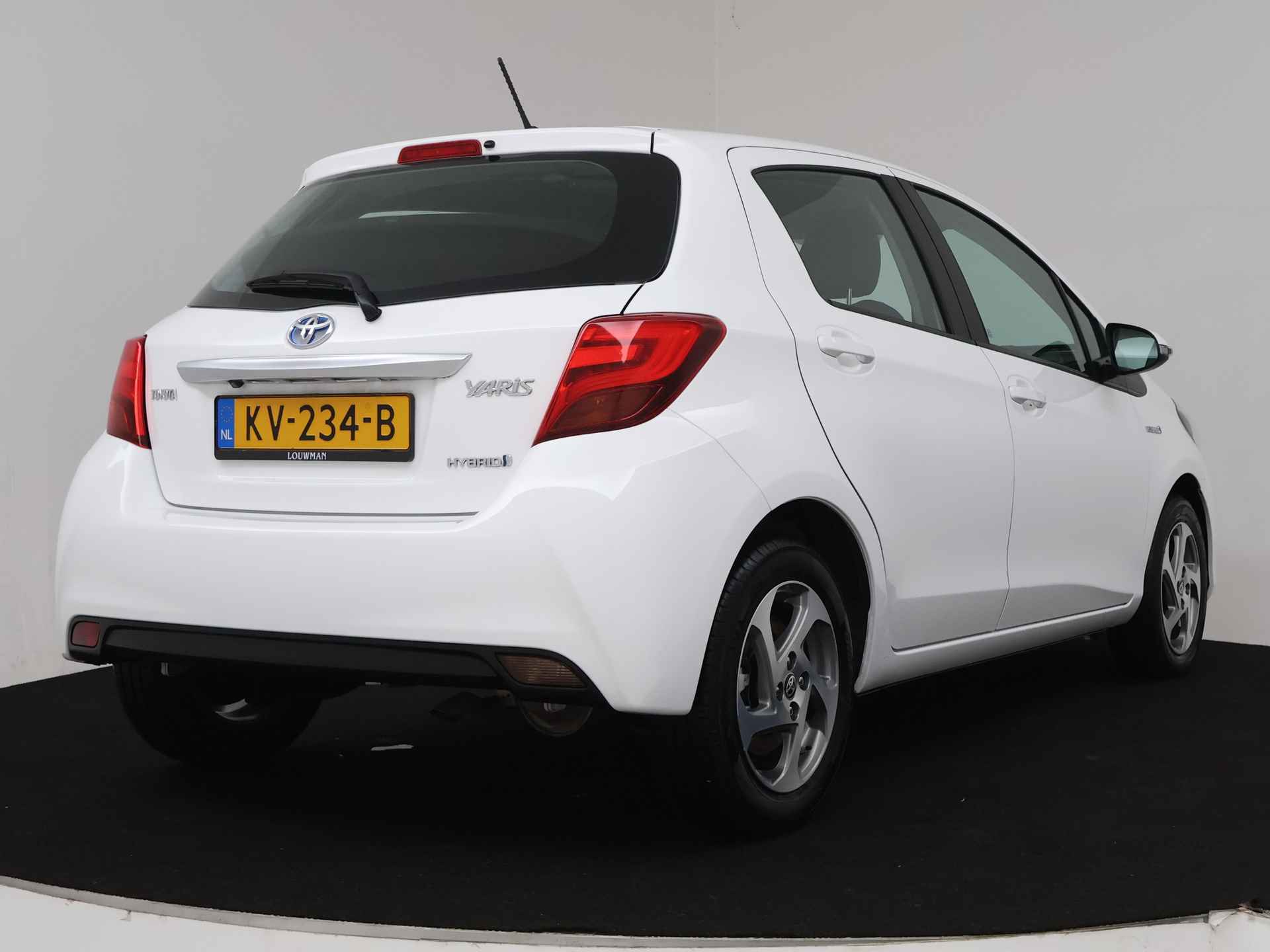 Toyota Yaris 1.5 Hybrid Trend | Navigatie | Camera | Climate Control | LM velgen | Cruise Control | - 3/42