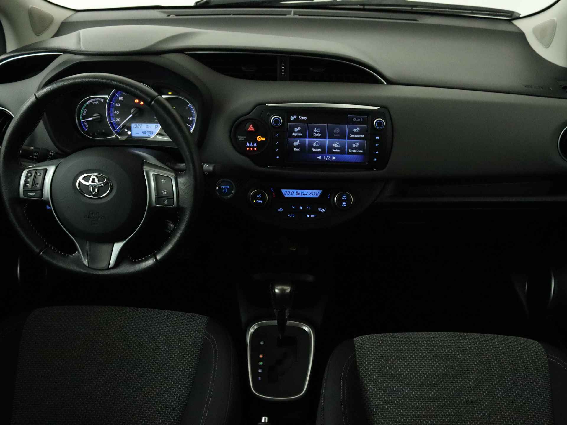 Toyota Yaris 1.5 Hybrid Trend | Navigatie | Camera | Climate Control | LM velgen | Cruise Control | - 6/42