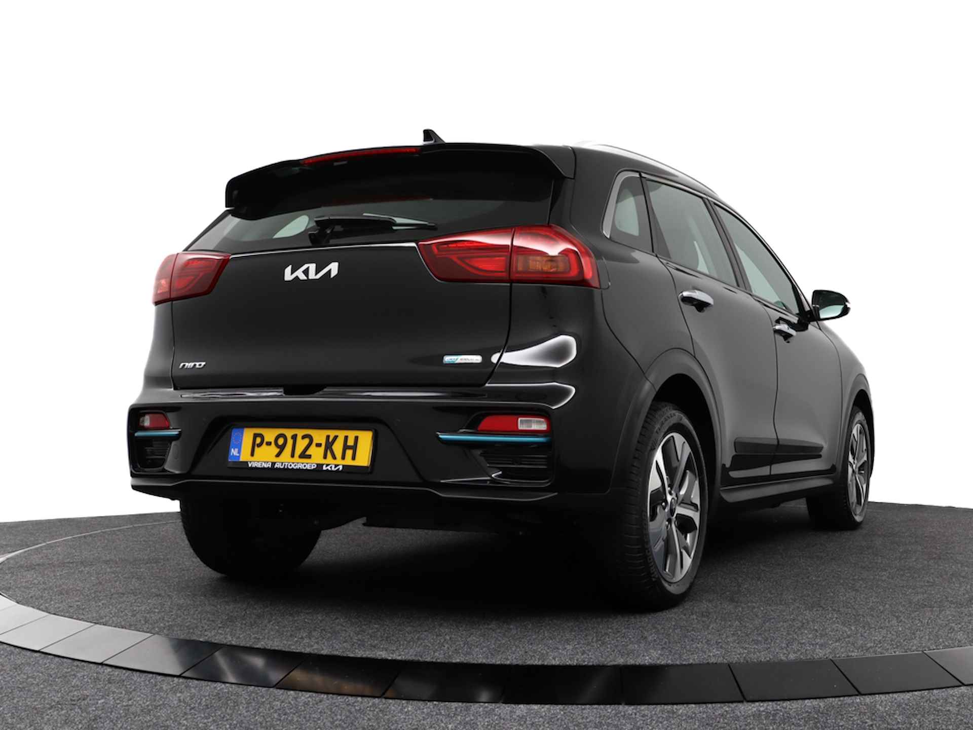 Kia e-Niro DynamicLine 64 kWh *€2000 Subsidie beschikbaar* - Apple CarPlay/Android Auto - Achteruitrijcamera - Adaptieve Cruise Control - Navigatie - Climate Control - Fabrieksgarantie tot 04-2029 - 8/61