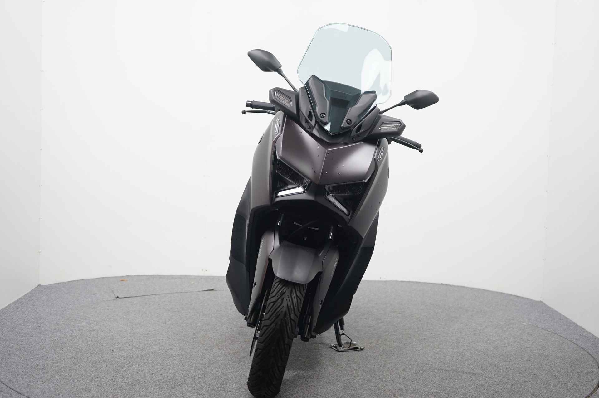 Yamaha X-MAX TECH MAX - 3/13