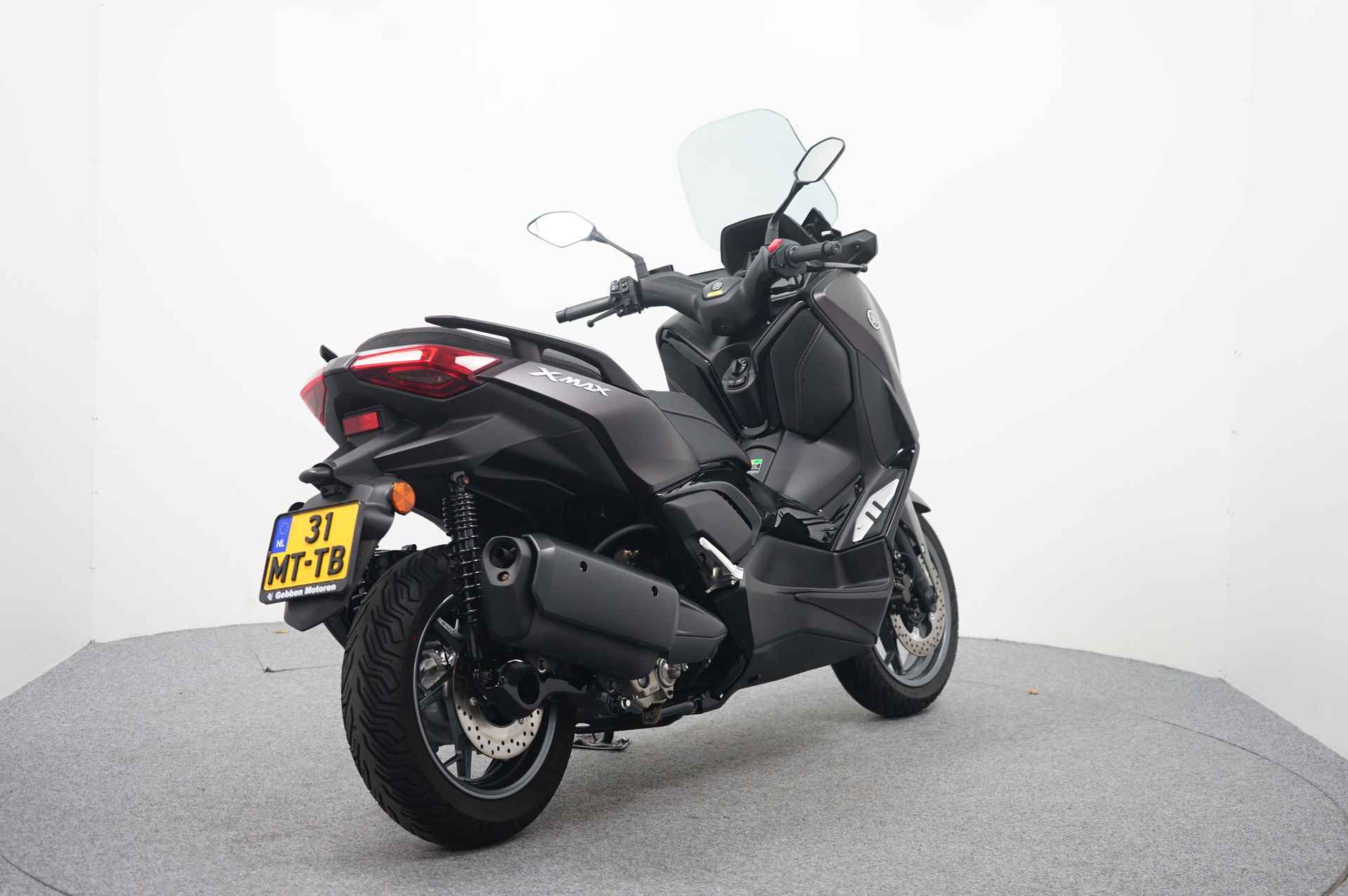 Yamaha X-MAX TECH MAX - 8/13