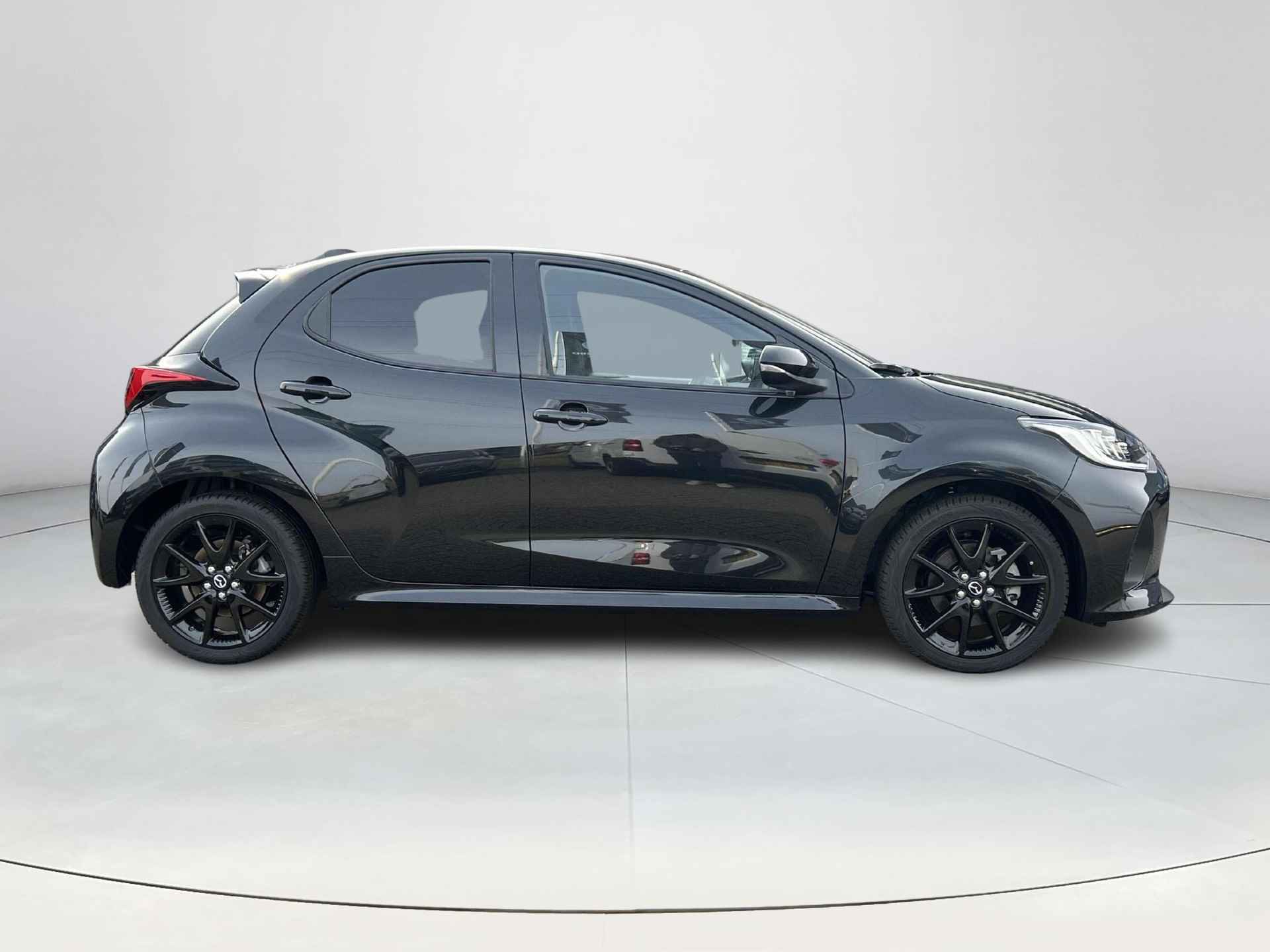 Mazda 2 Hybrid 1.5 Homura Plus Duurste uitvoering | Kop-er-Af-Voordeel! | Full Options | Panoramadak | Leder Stof | All Season banden | Rijklaar inclusief 36 mnd Garantie! | - 7/29