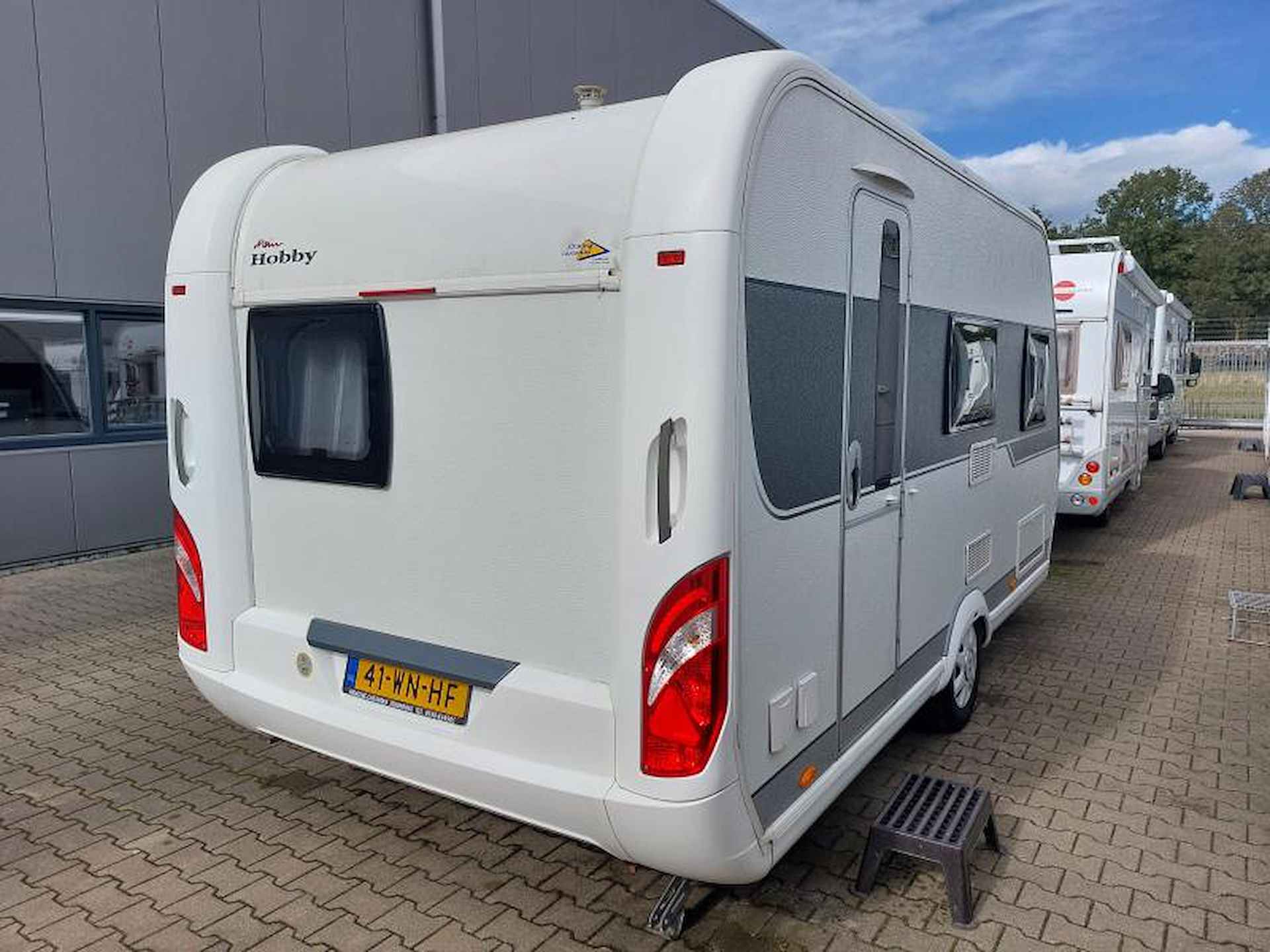 Hobby De Luxe 440 SF 2015 Mover + Voortent - 4/17