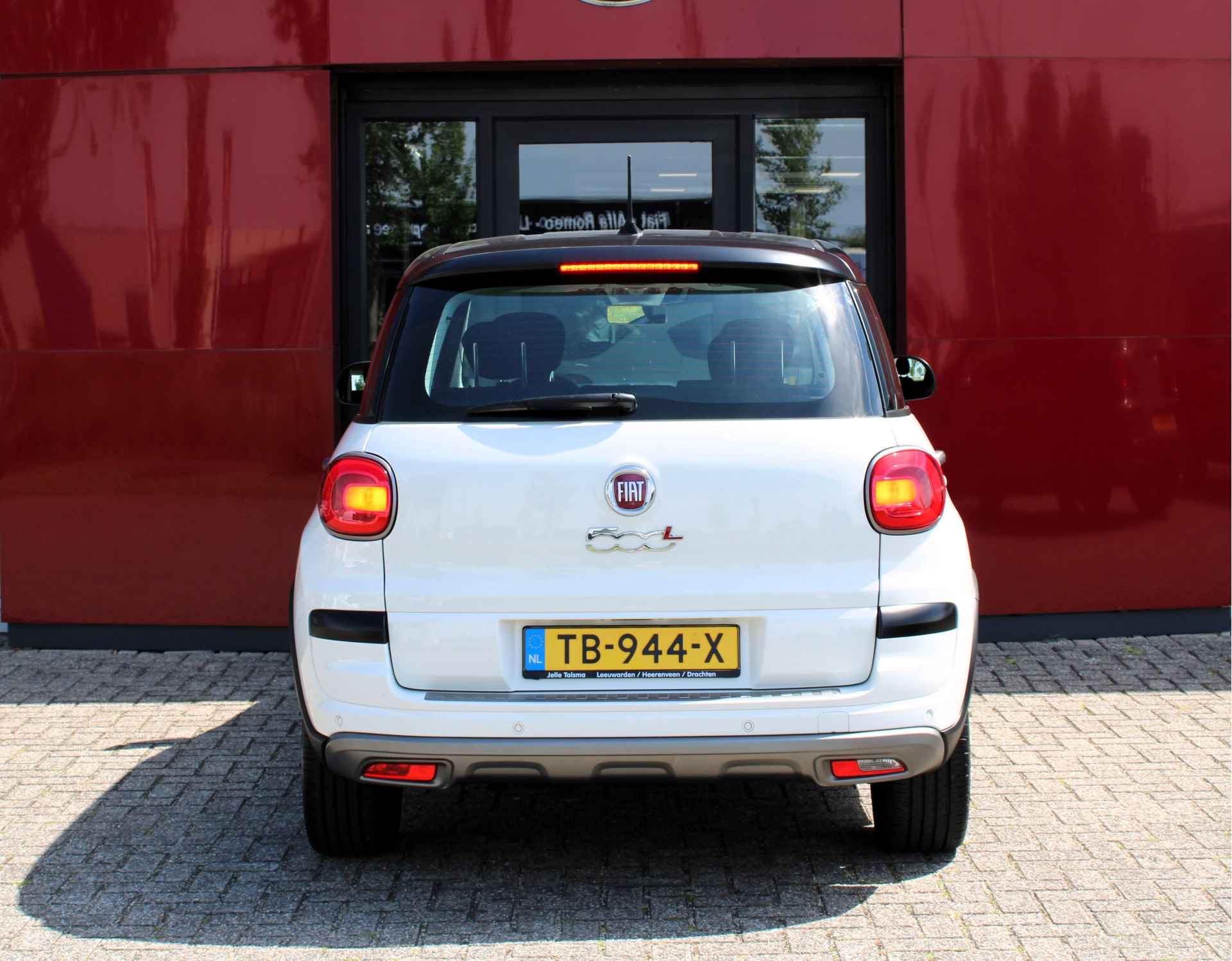 Fiat 500L TwinAir 105PK CityCross | Apple Carplay | Parkeersensoren achter - 7/26