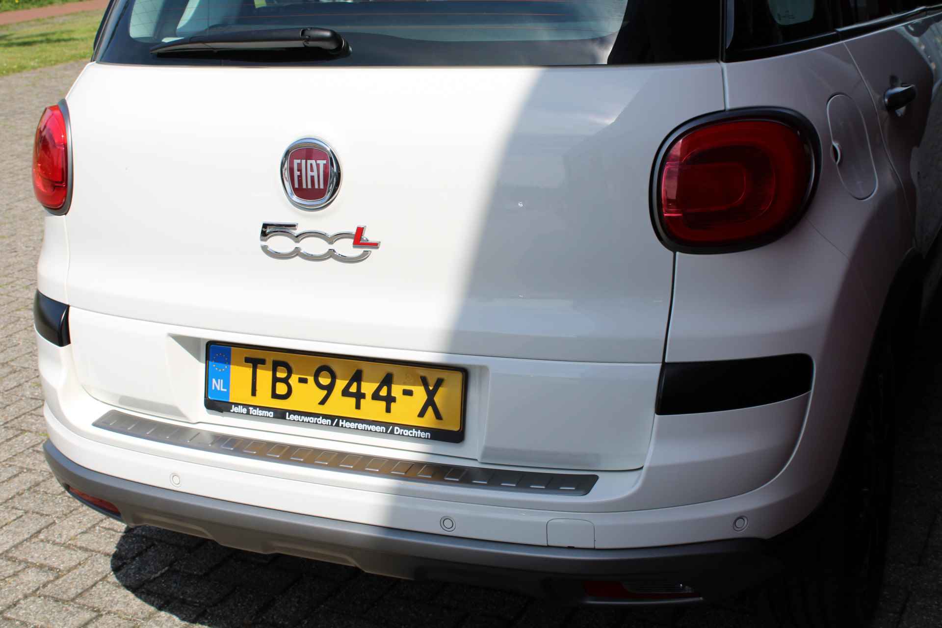 Fiat 500L TwinAir 105PK CityCross | Apple Carplay | Parkeersensoren achter - 13/26