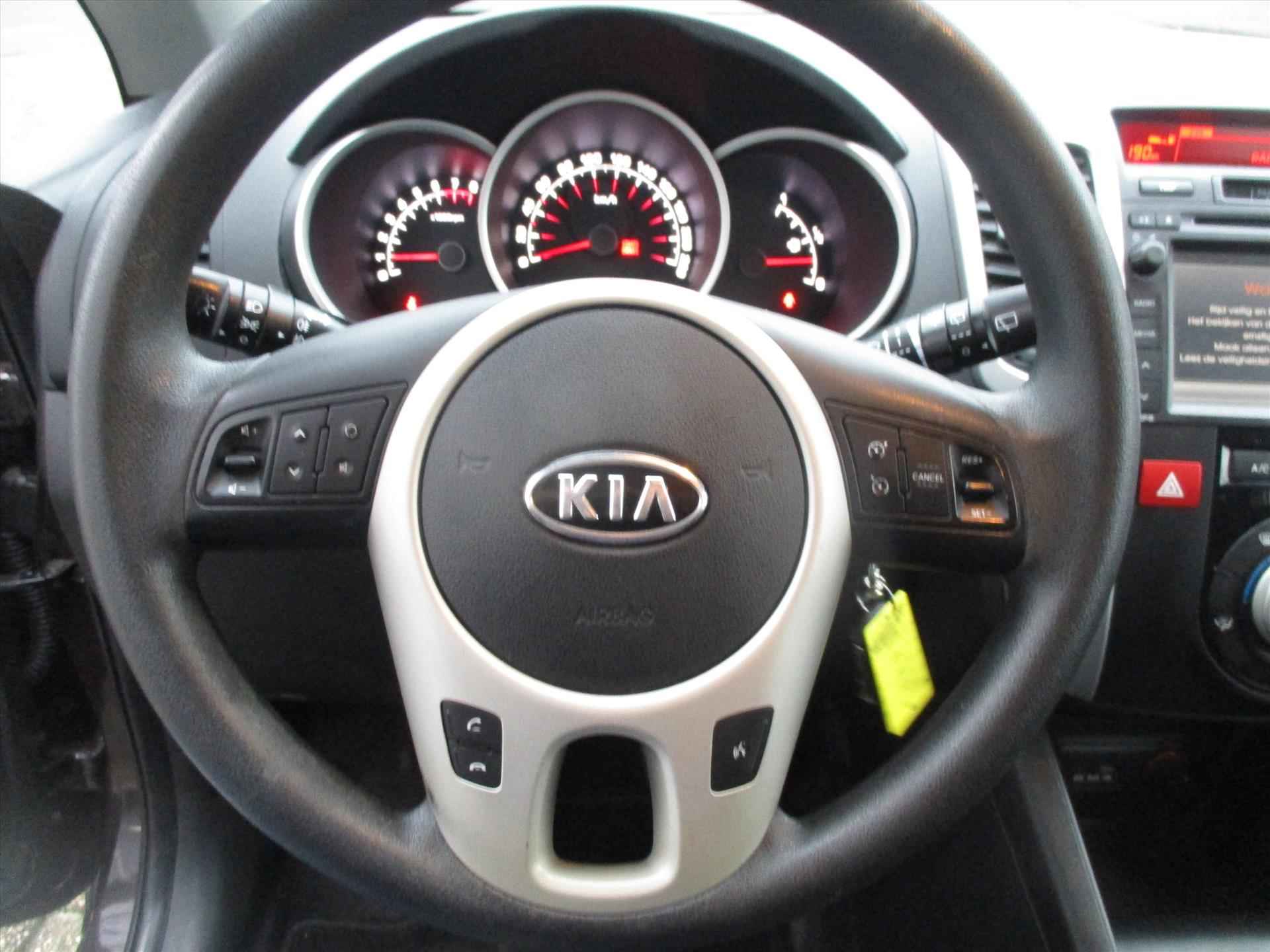 KIA Venga 1.4 CVVT 90pk / NAVI / CAMERA / BLUETOOTH - 10/16