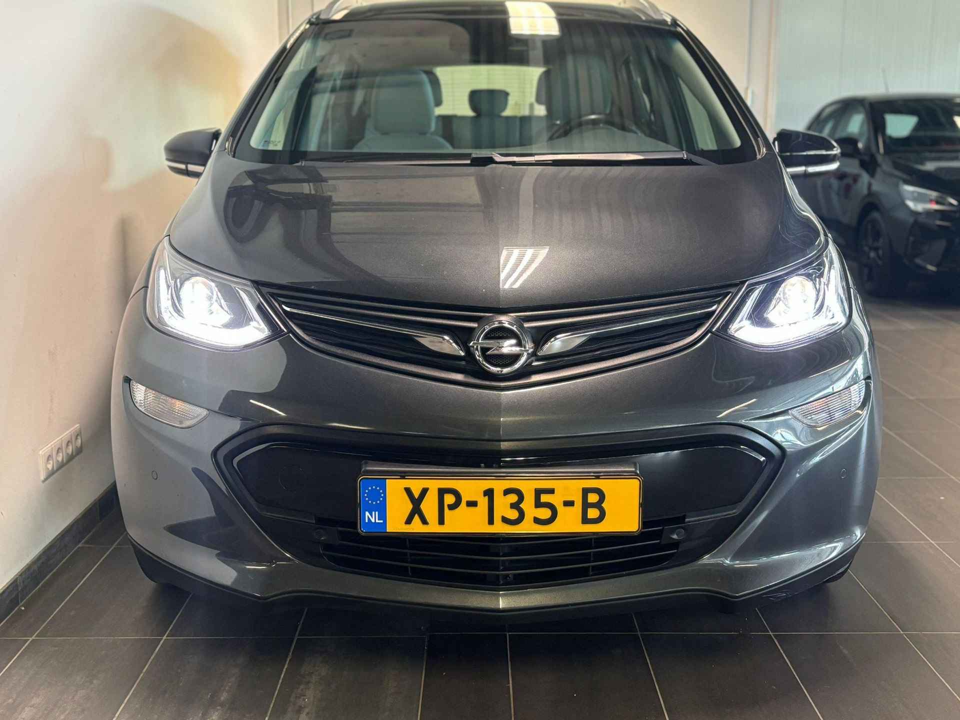 Opel Ampera-e Business 60 kWh | 65kWh NIEUW ACCUPAKKET | NAVI | STOEL/STUURVERW. | PDC V+A | LMV 17 INCH - 6/22