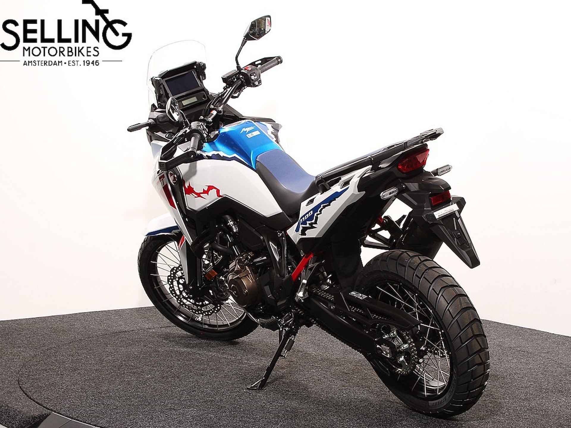 Honda CRF 1100 DCT ES Tricolor NHB53H Pearl Glare White - 5/7