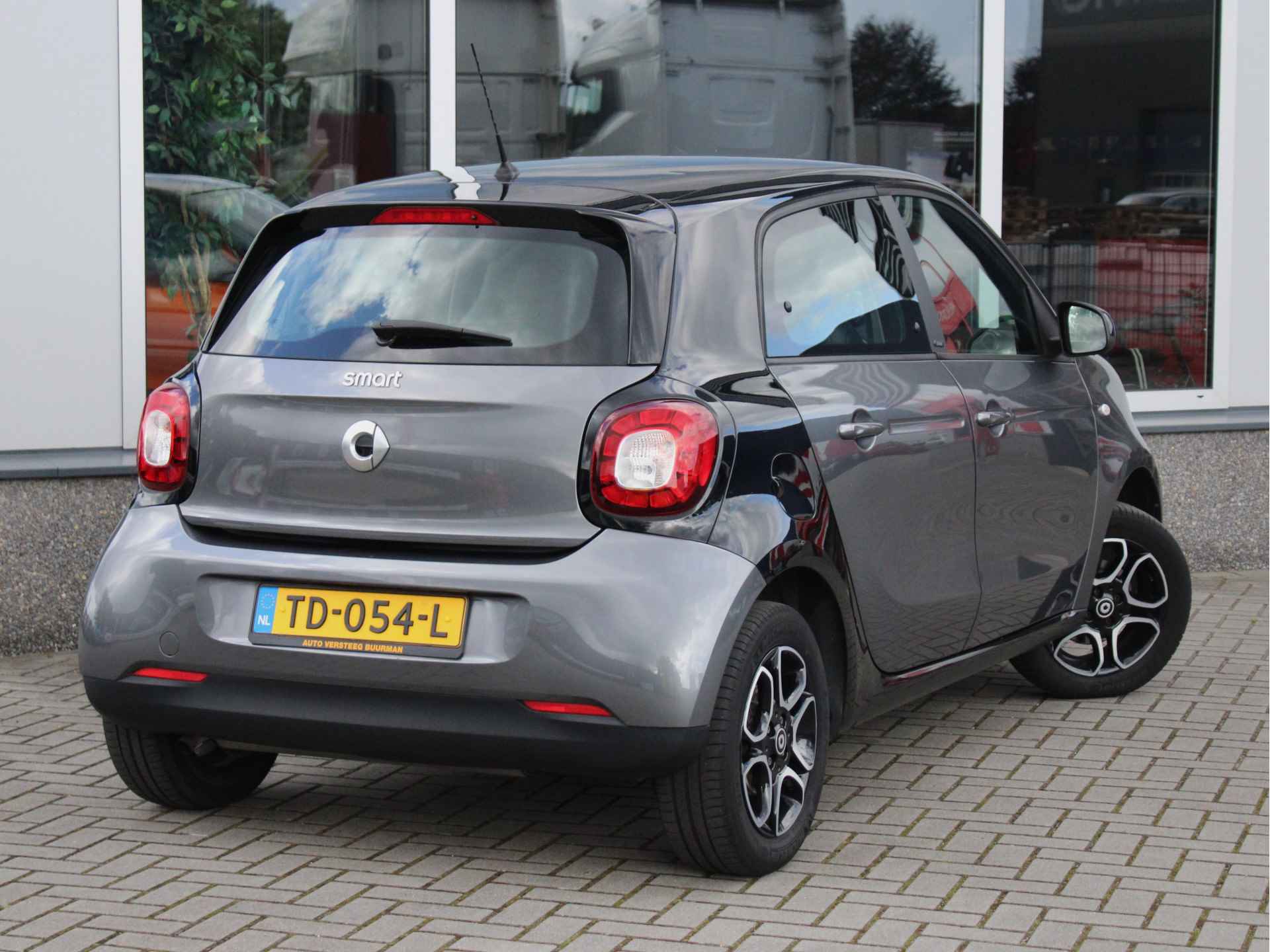 Smart Forfour 1.0 Business Solution PLUS Lederen Bekleding, Cruise en Climate Control, Navigatie, Bluetooth - 4/32