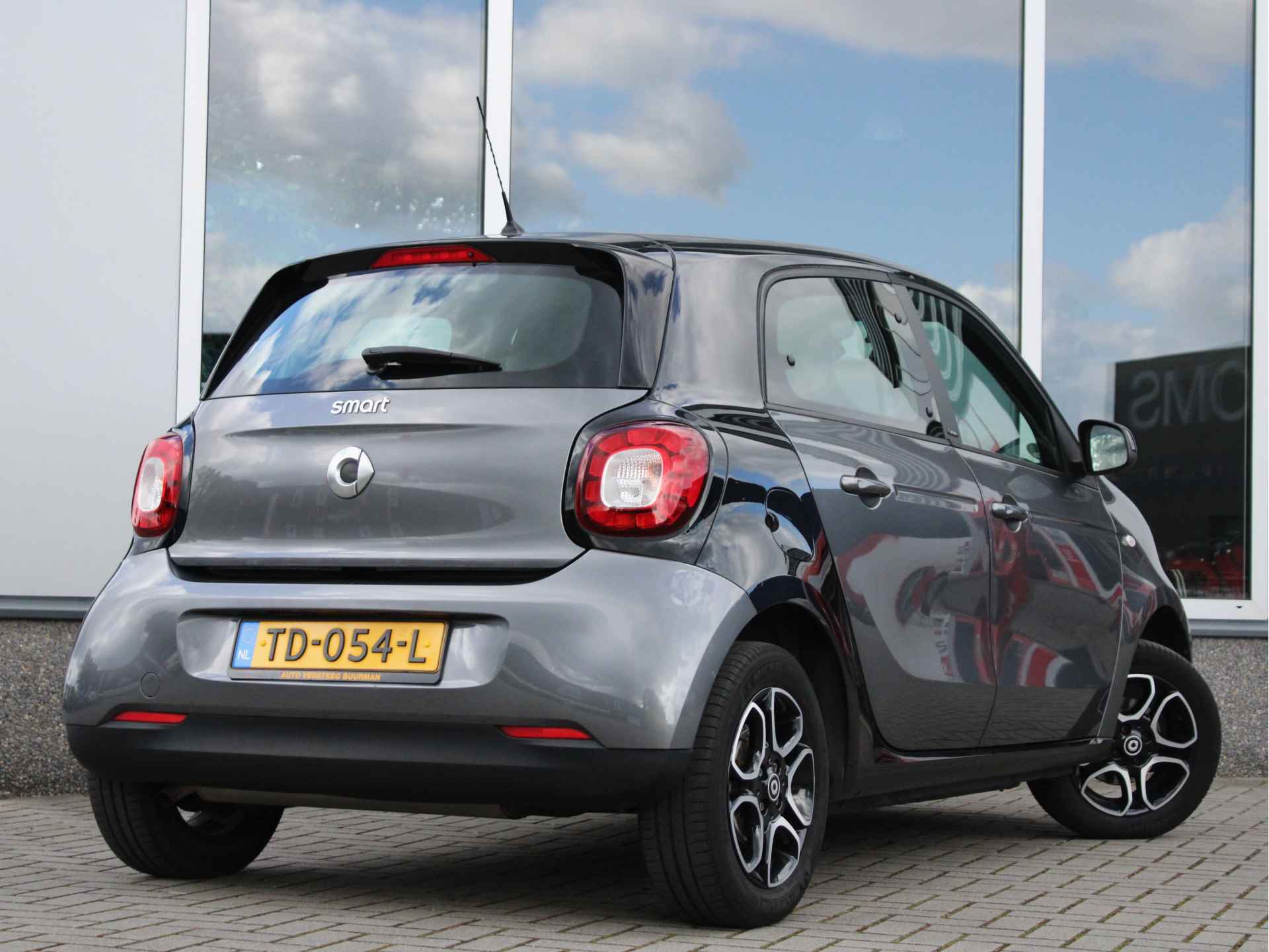 Smart Forfour 1.0 Business Solution PLUS Lederen Bekleding, Cruise en Climate Control, Navigatie, Bluetooth - 14/32