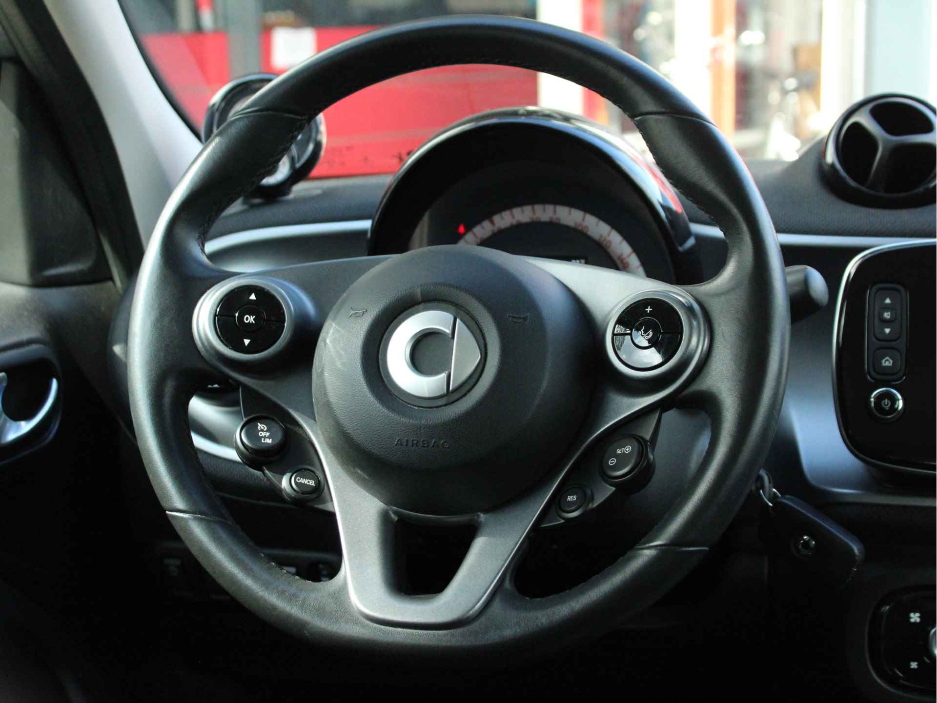 Smart Forfour 1.0 Business Solution PLUS Lederen Bekleding, Cruise en Climate Control, Navigatie, Bluetooth - 24/32