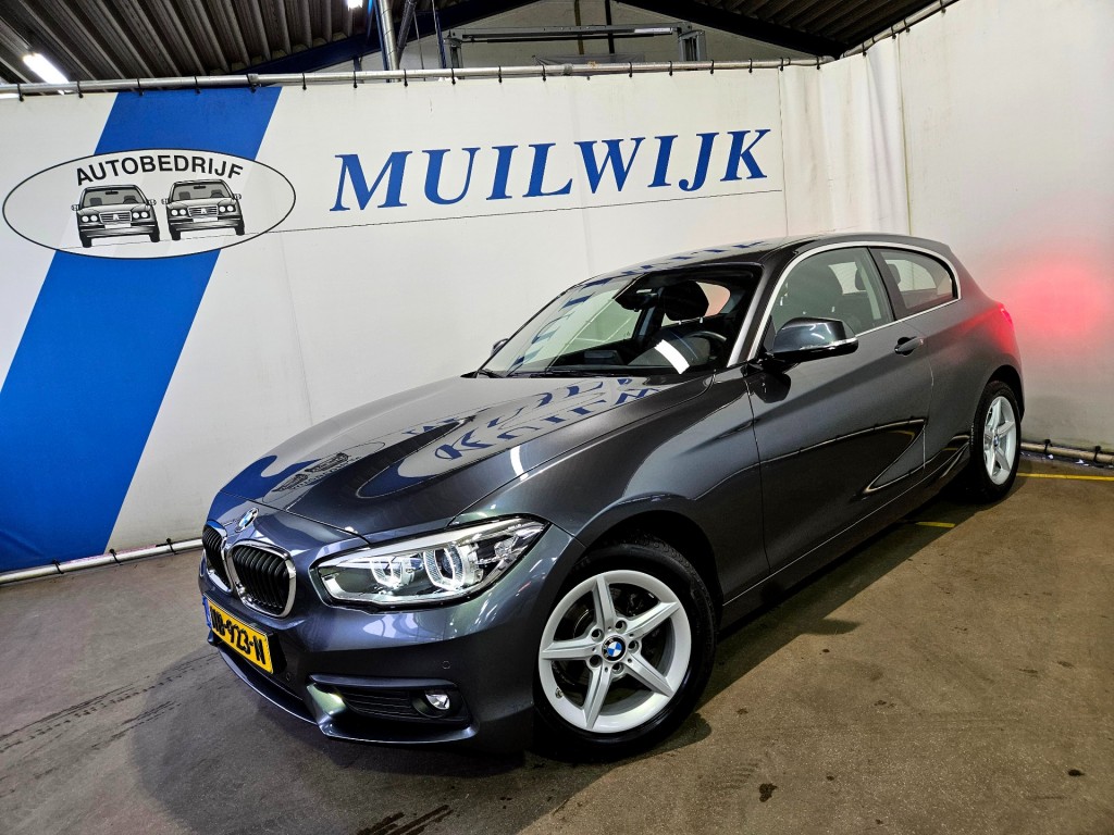 BMW 1-serie 116I Centennial Executive / Navi / Full LED / Trekhaak / NL Auto bij viaBOVAG.nl
