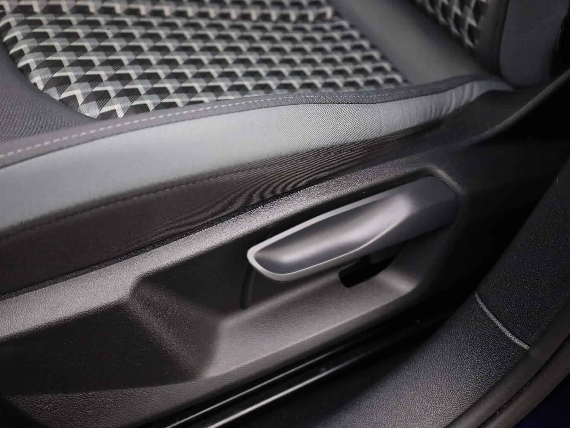 Audi A1 Allstreet 30 TFSI/110PK Advanced · Navigatie · Parkeersensoren · Stoelverwarming - 24/39