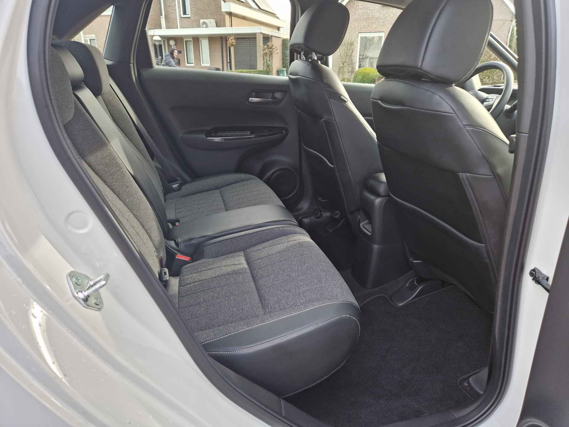 Honda Jazz 1.5 e:HEV Elegance Parkeersensoren, Apple/Android, Stoel verwarming , All-in Rijklaarprijs - 9/30