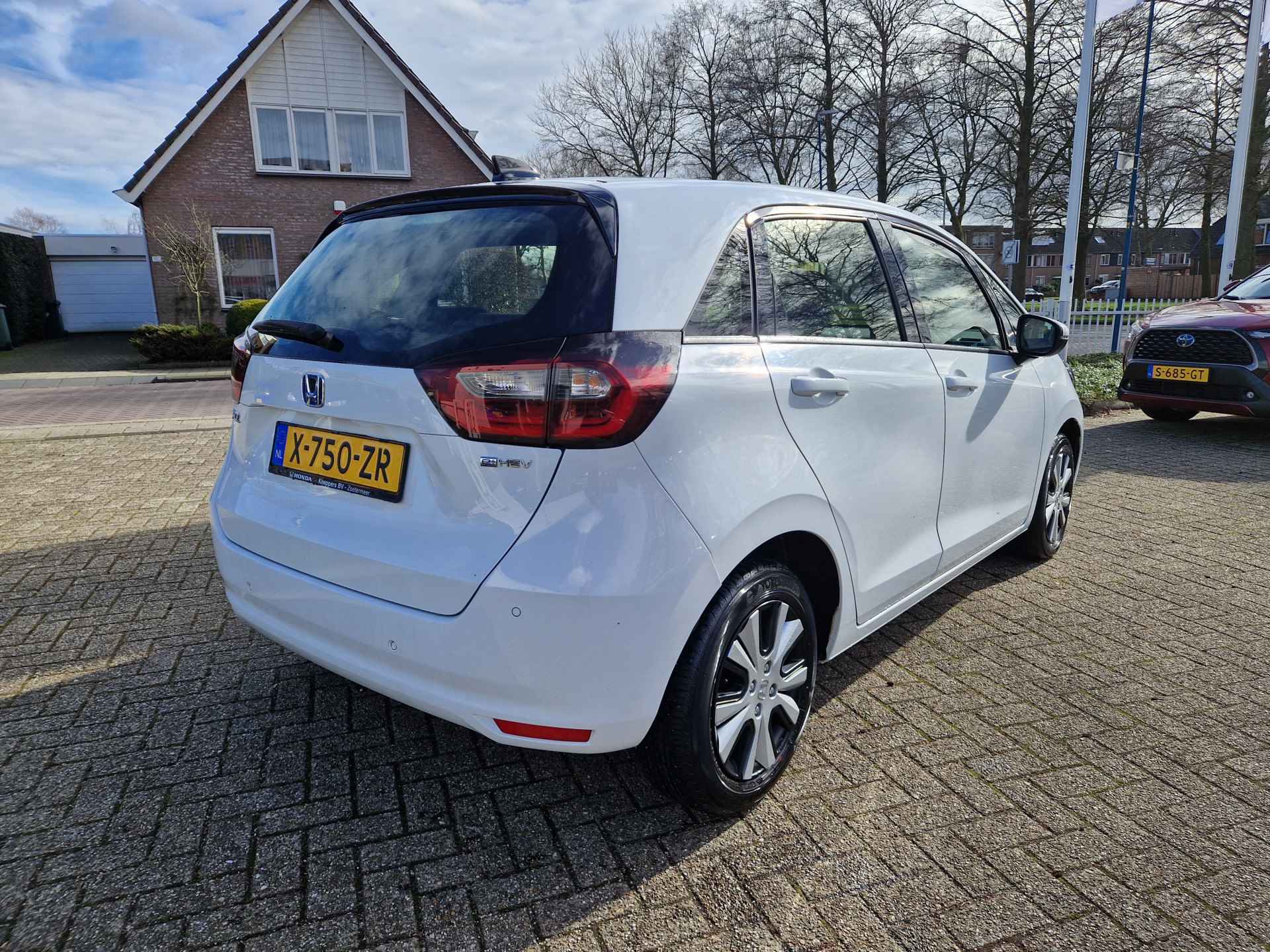 Honda Jazz 1.5 e:HEV Elegance Parkeersensoren, Apple/Android, Stoel verwarming , All-in Rijklaarprijs - 25/30