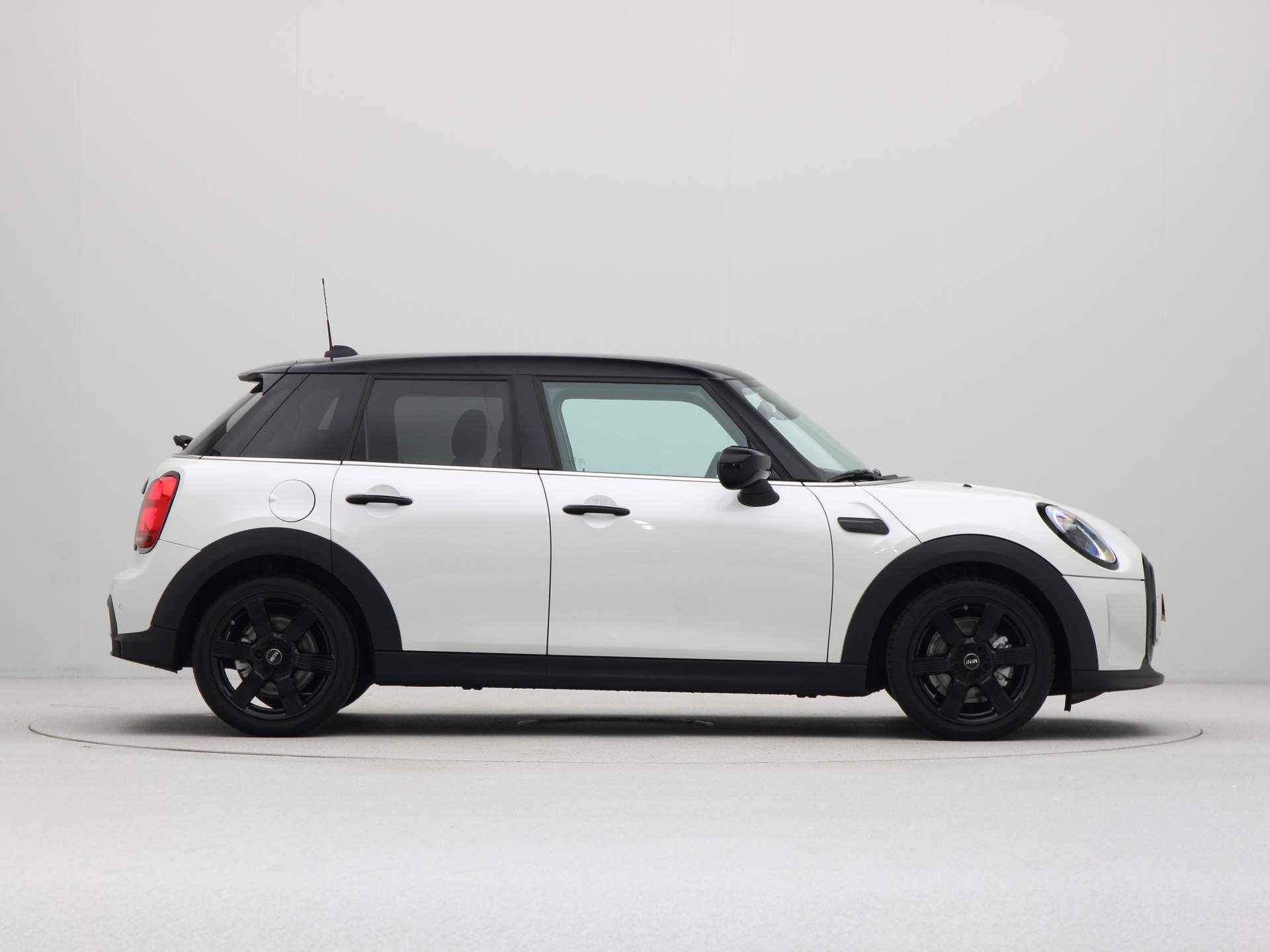 MINI 5-deurs Cooper Camden Edition Aut. - 9/22