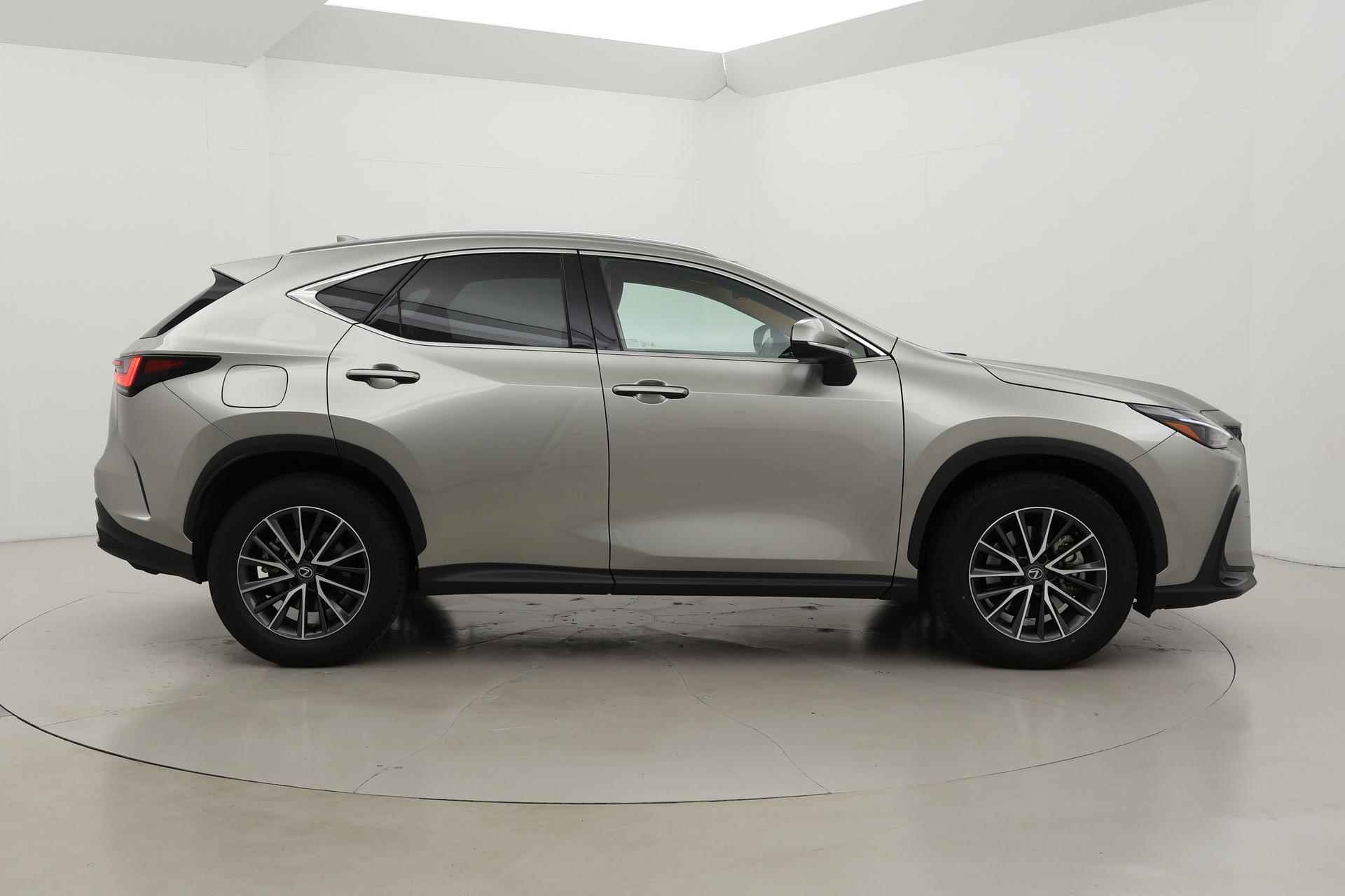 Lexus NX 450h+ AWD Luxury Line | Leder | Stoel-/stuurverwarming | Dodehoek detectie - 19/42