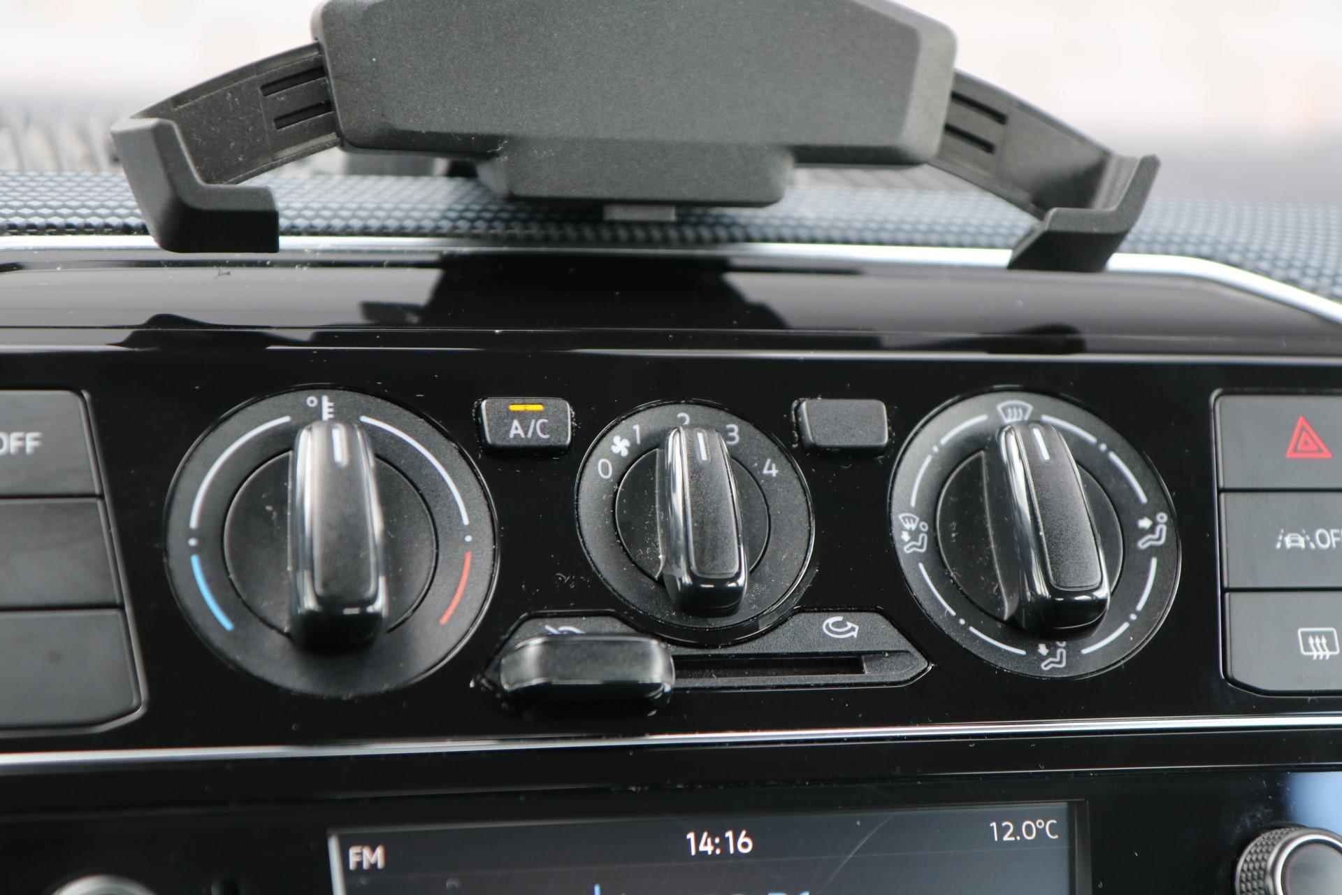 Volkswagen up! 1.0 65pk | Bluetooth | Airco | DAB Radio - 23/38