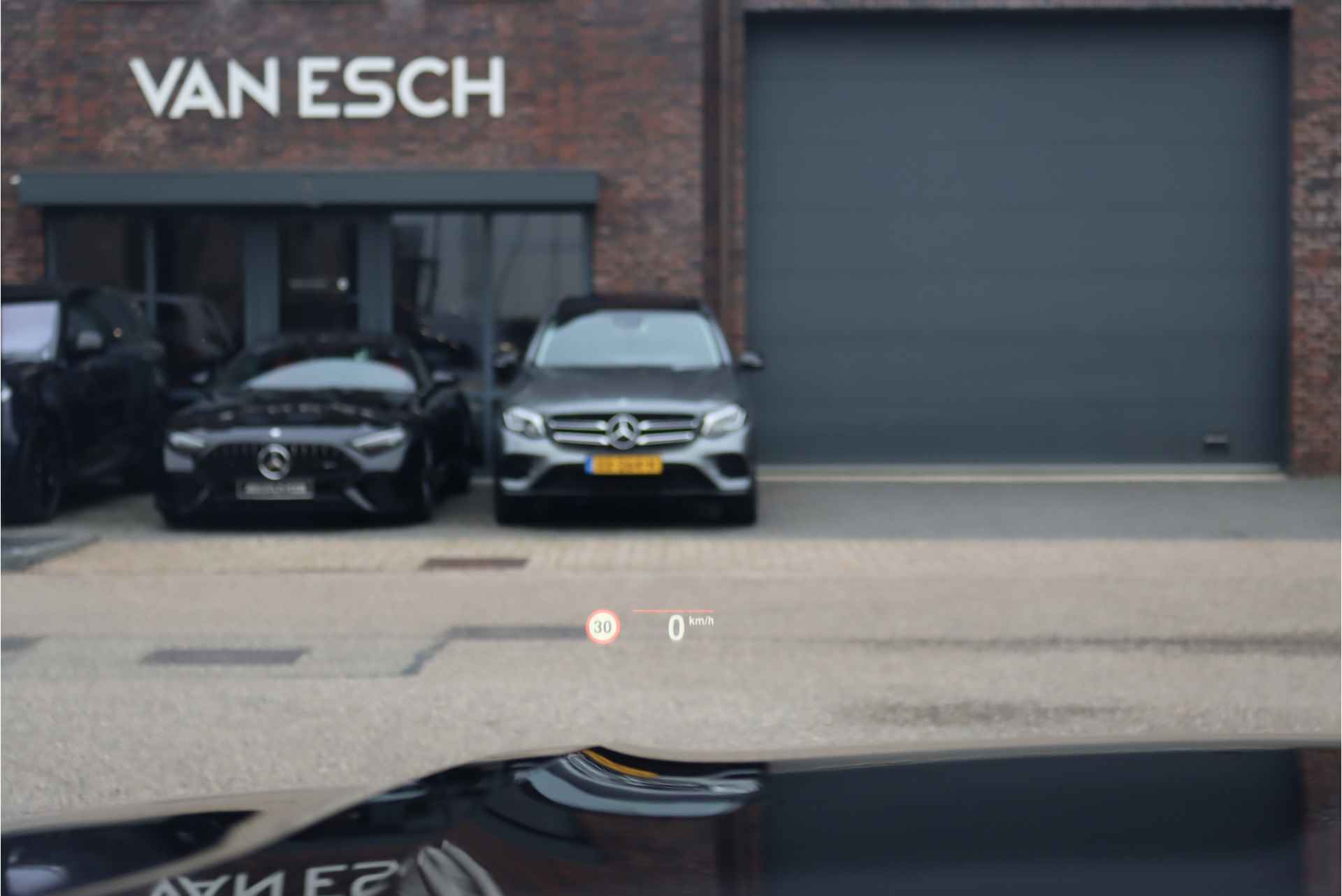 BMW 7 Serie 745Le M Sport High Executive Aut8 | Schuifdak | Luchtvering | Achterasbesturing | Adaptieve Cruise Control | Massage V+A | Zonnescherm Zijruiten | Harman&Kardon | Verwarmd Stuurwiel | Stoelventilatie | Soft-Close | HUD | Laserl - 25/48