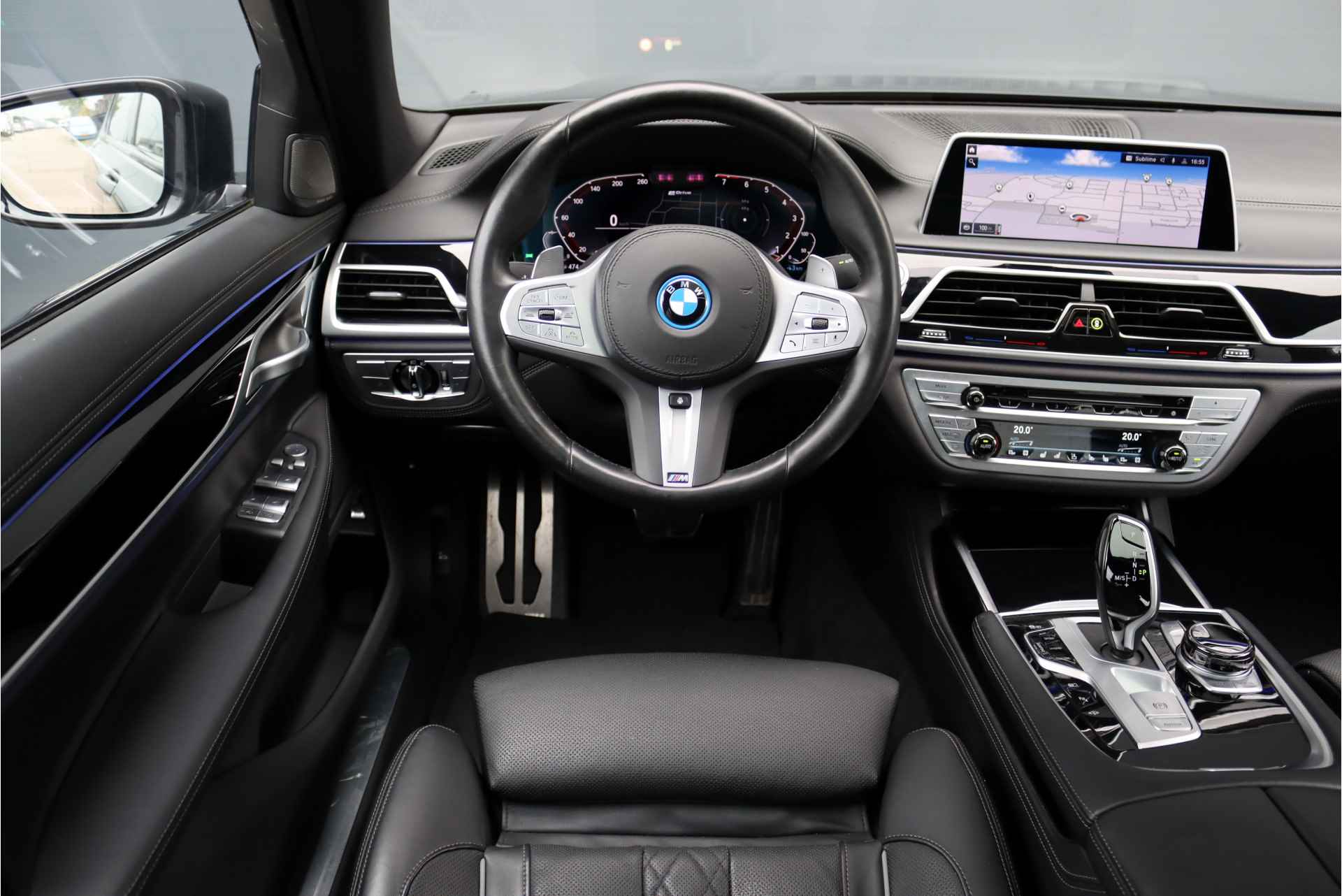 BMW 7 Serie 745Le M Sport High Executive Aut8 | Schuifdak | Luchtvering | Achterasbesturing | Adaptieve Cruise Control | Massage V+A | Zonnescherm Zijruiten | Harman&Kardon | Verwarmd Stuurwiel | Stoelventilatie | Soft-Close | HUD | Laserl - 26/48