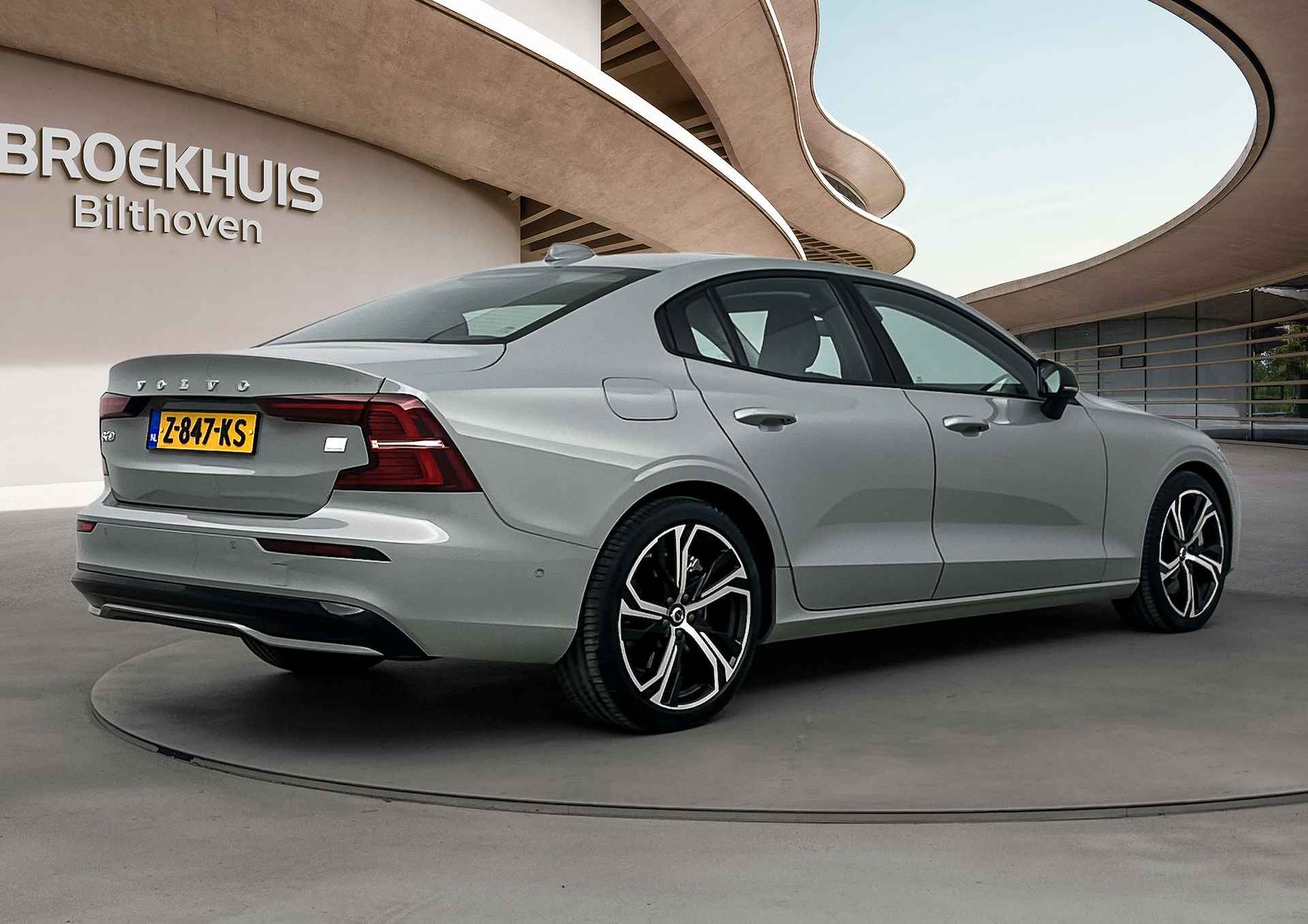 Volvo S60 Recharge T6 Ultimate Dark | PDC + 360 camera | BLIS | Stoel verw. V+A + | Stuur verw. | - 4/30