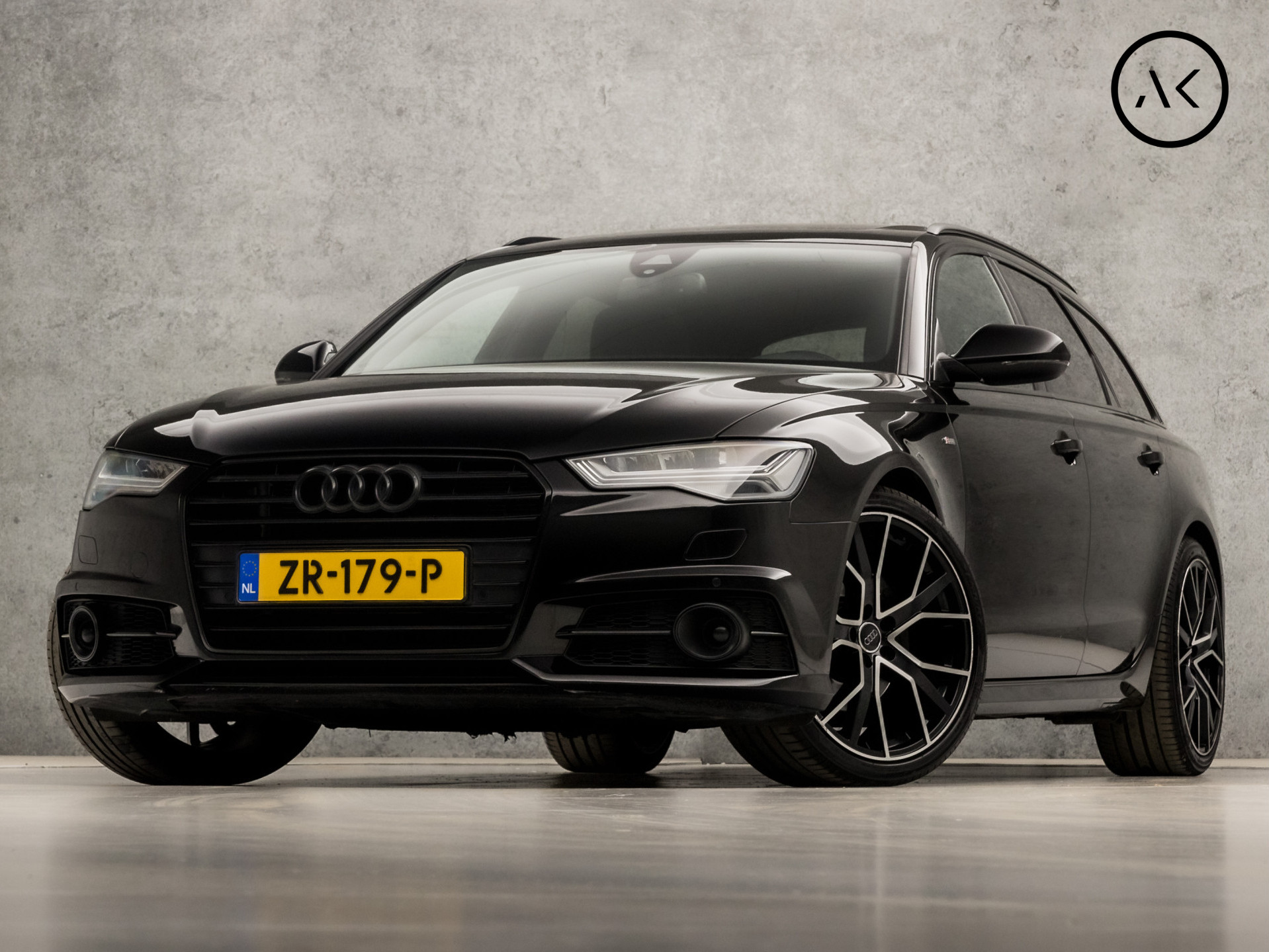 Audi A6 Avant 2.0 TDI ultra S Edition Sport 150Pk Automaat (2X S-LINE, PANORAMADAK, GROOT NAVIGATIE, KEYLESS, LEDEREN SPORTSTOELEN, STOELVERWARMING, ADAPTIVE CRUISE, ACHTERKLEP ELEKTRISCH, GETINT GLAS, NIEUWSTAAT)