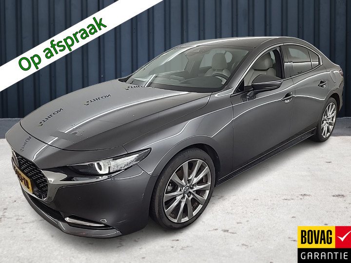 Mazda 3 2.0 e-SkyActiv-X M Hybrid 180 Luxury (180PK), 1e-Eig. Keurig-Onderh. BOVAG-Garantie. NL-Auto. Leer, Navigatie/Apple-Carplay/Android-Auto, Adaptive-Cruisecontrol, Parkeersensoren-V+A, Keyless-Entry/Start, Stoelverwarming, LM.-Velgen-18Inch, Privacy-Glas