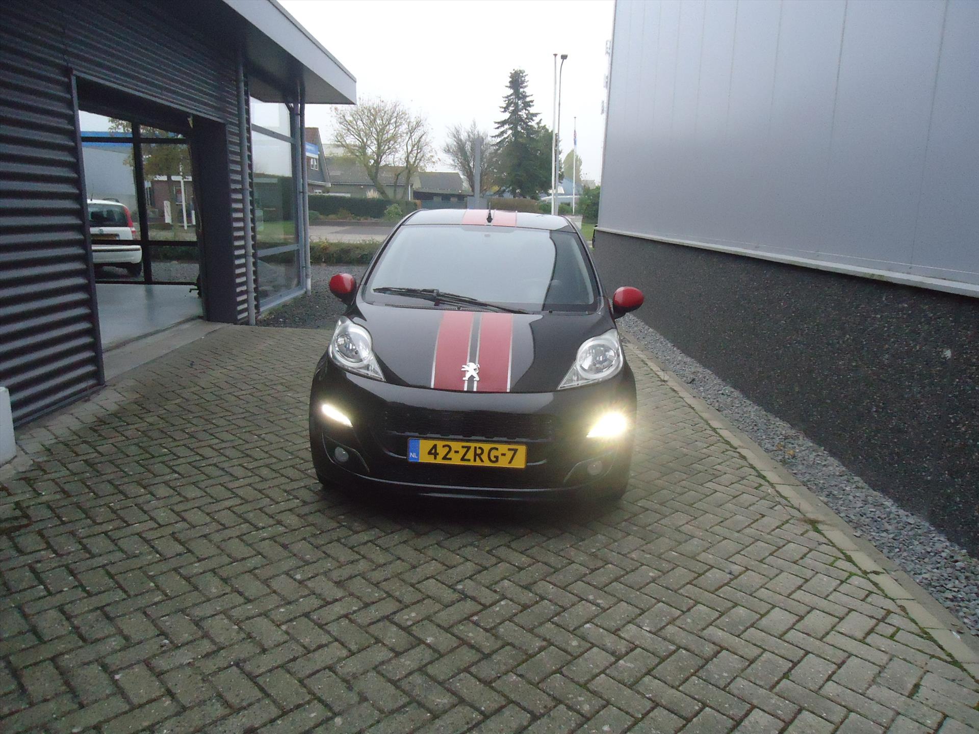 PEUGEOT 107 1.0 68PK 5D Active