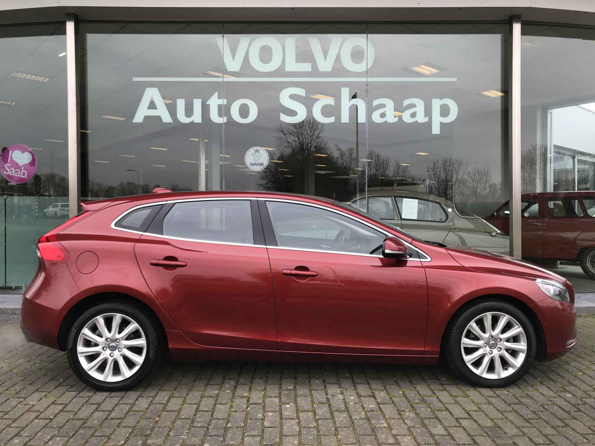 Volvo V40 1.6 T4 Summum Automaat | Rijklaar incl 12 mnd Bovag | Verwarmbaar voorruit Park assist voor Leer - 6/36