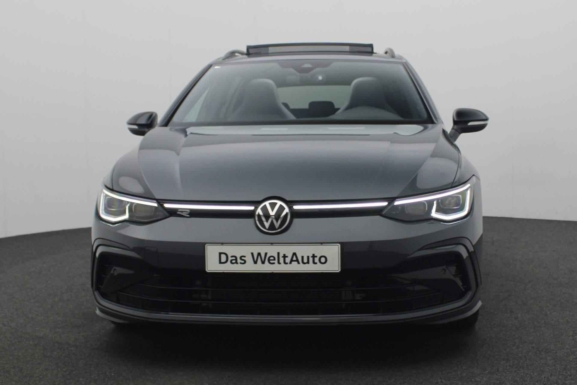 Volkswagen Golf Variant 1.5 eTSI 150PK DSG R-Line Business+ Black Style | Pano | Camera | Stoelverwarming - 17/42