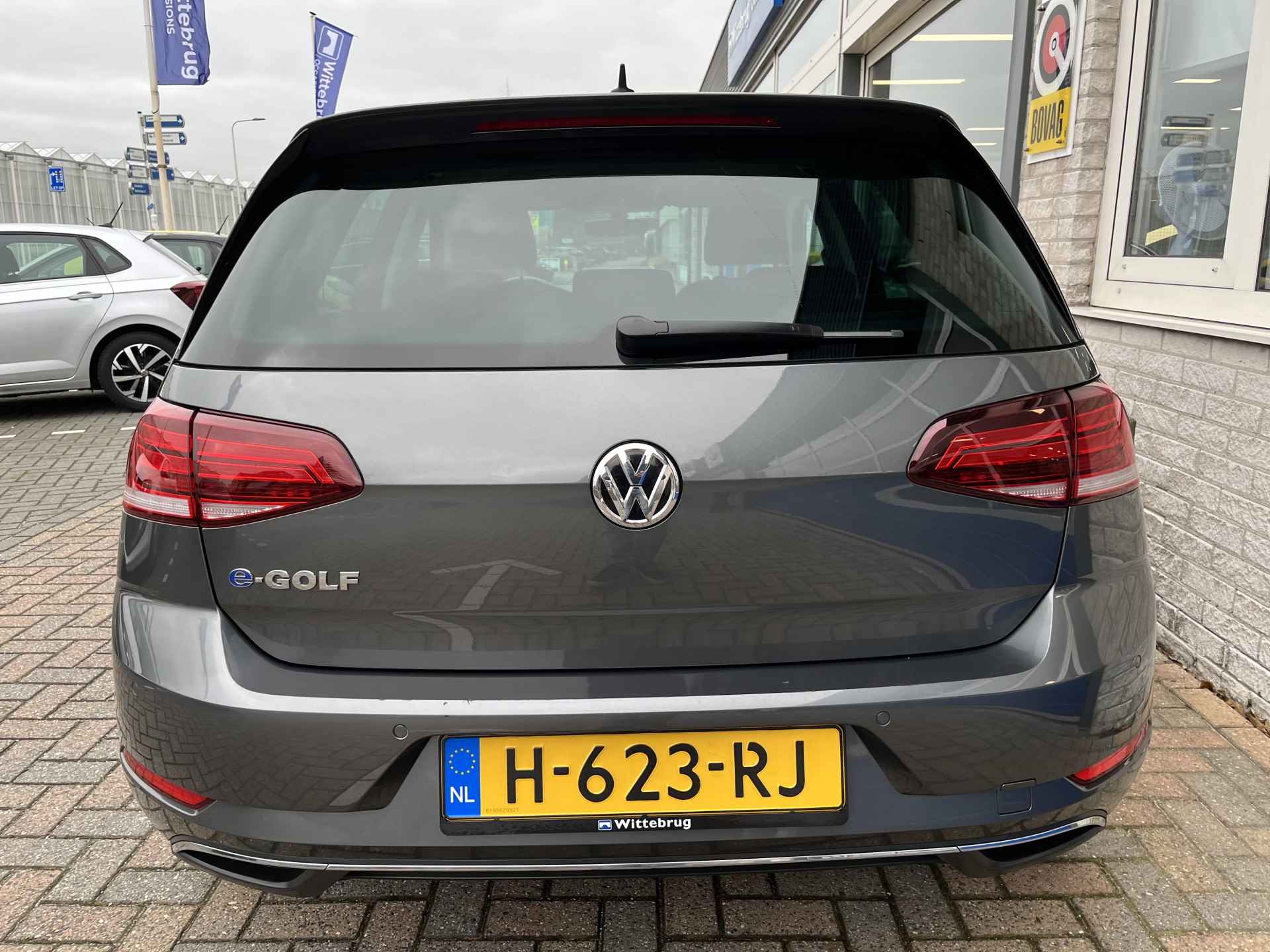 Volkswagen e-Golf E-DITION / WARMTEPOMP/ PARK. SENSOREN/ LED/ APP CONNECT/ ADAPT. CRUISE/ NAVI/ CLIMA/ 16" LMV - 33/39