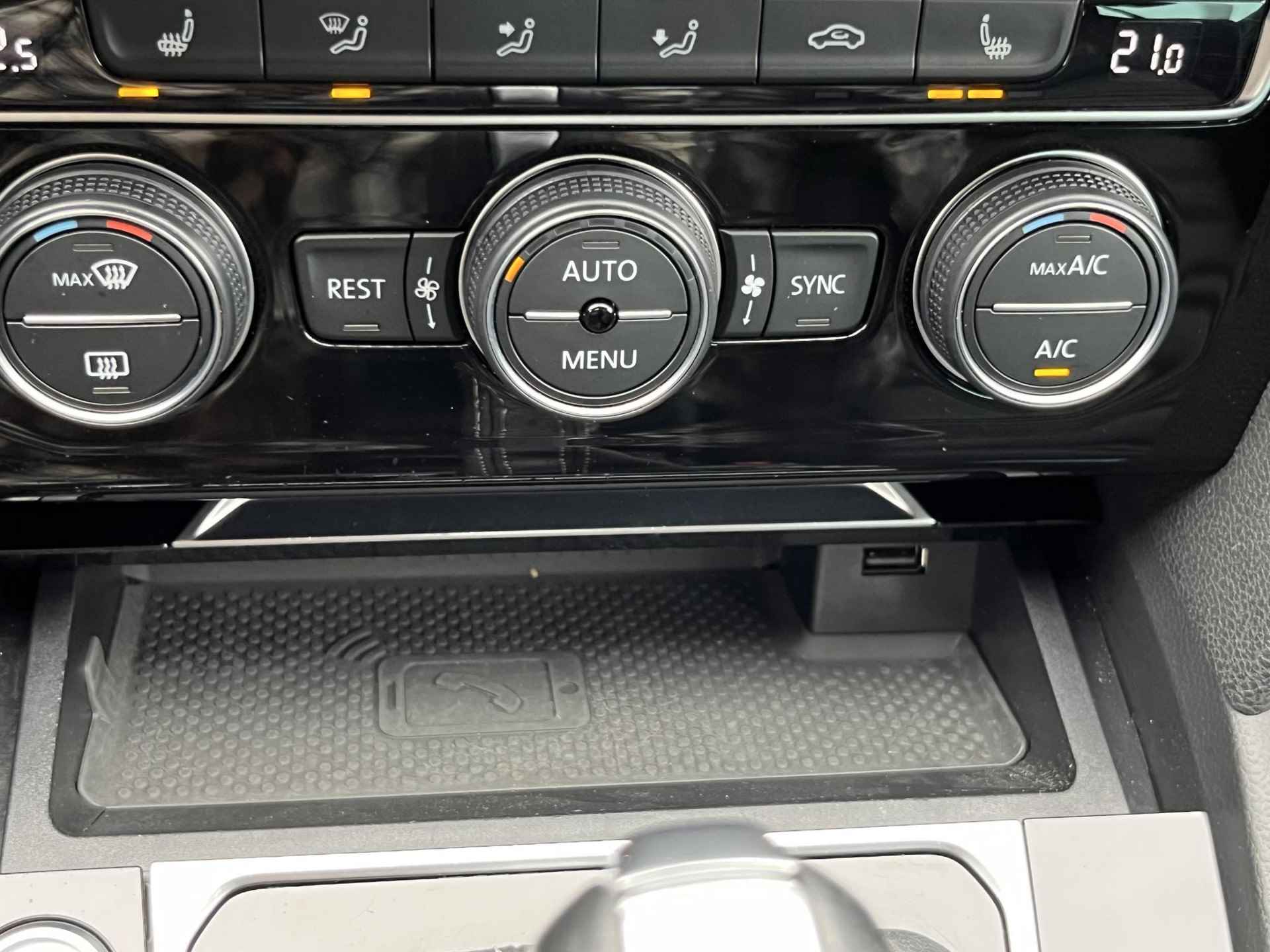 Volkswagen Passat Variant 1.5 TSI Highline Business R | Virtual cockpit | Vol leder | Groot scherm - 54/58