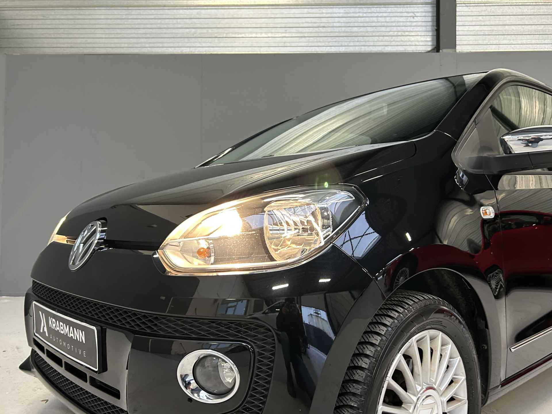 Volkswagen up! 1.0 high up! Navi|Cruise|Fenders|PDC|Stoelverwarming - 21/29